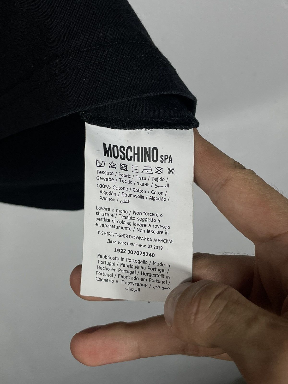 Designer × Moschino Moschino Couture Big Logo Black T-shirt Tee Luxury Designer Size US M / EU 48-50 / 2 - 9 Thumbnail