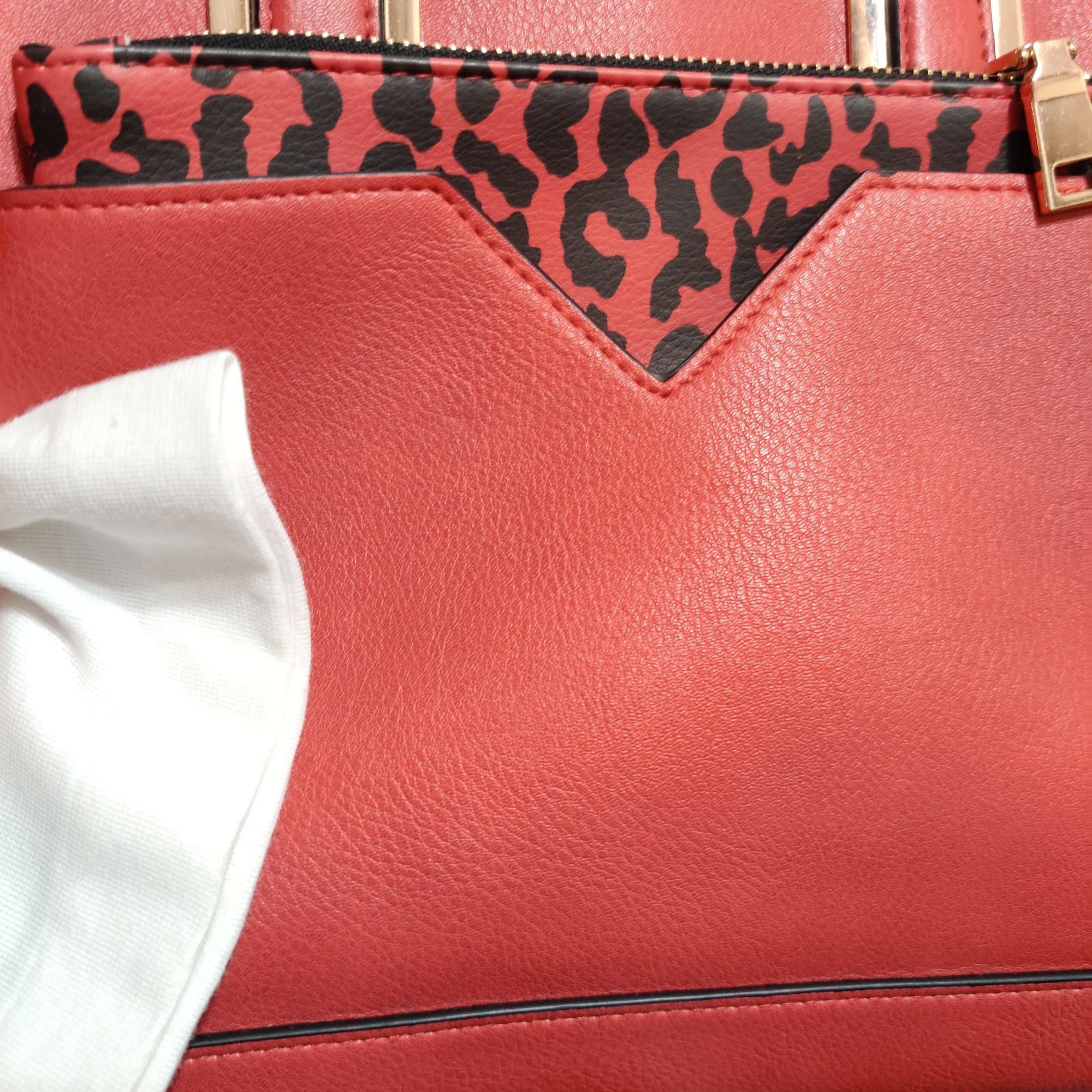Other Red Faux Leather Leopard Accent Satchel Crossbody Bag Y2K Ma Size ONE SIZE - 3 Thumbnail