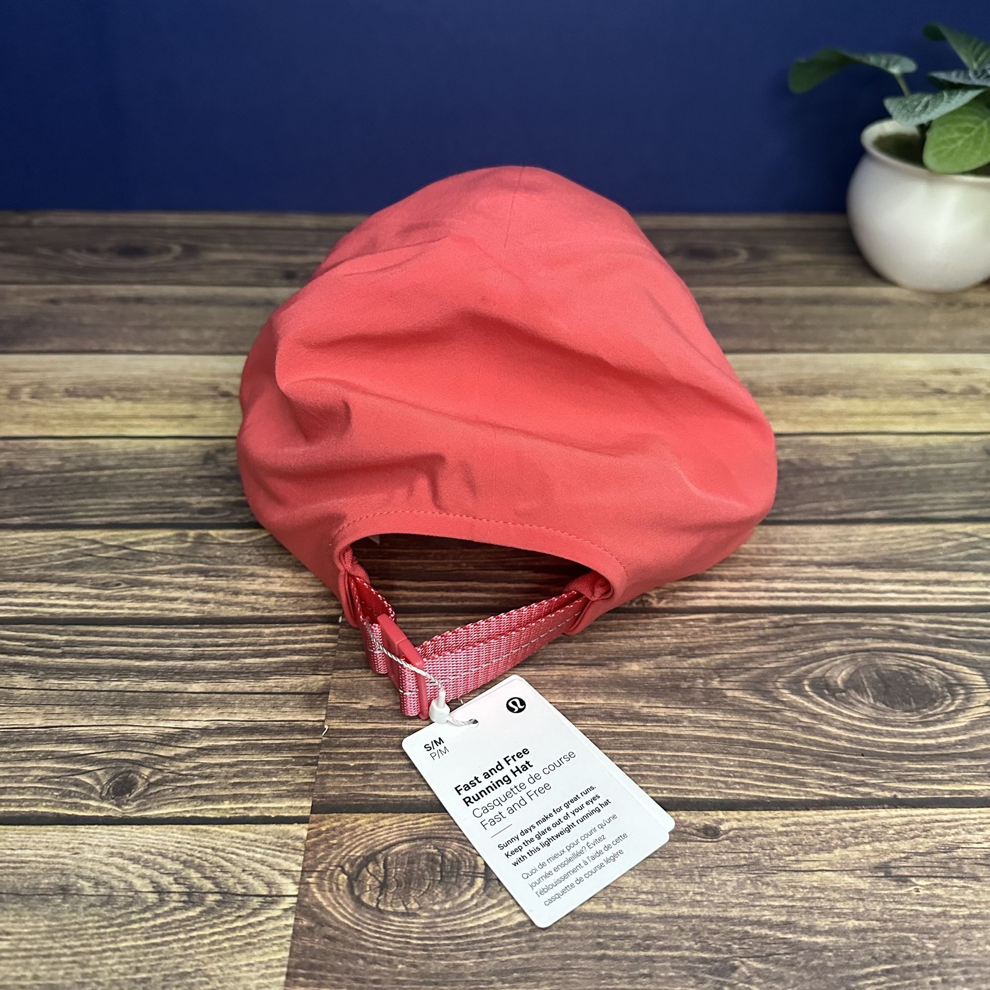 Lululemon Lululemon Women's Fast & Free Running Hat NWT Size S/M Size ONE SIZE - 5 Thumbnail