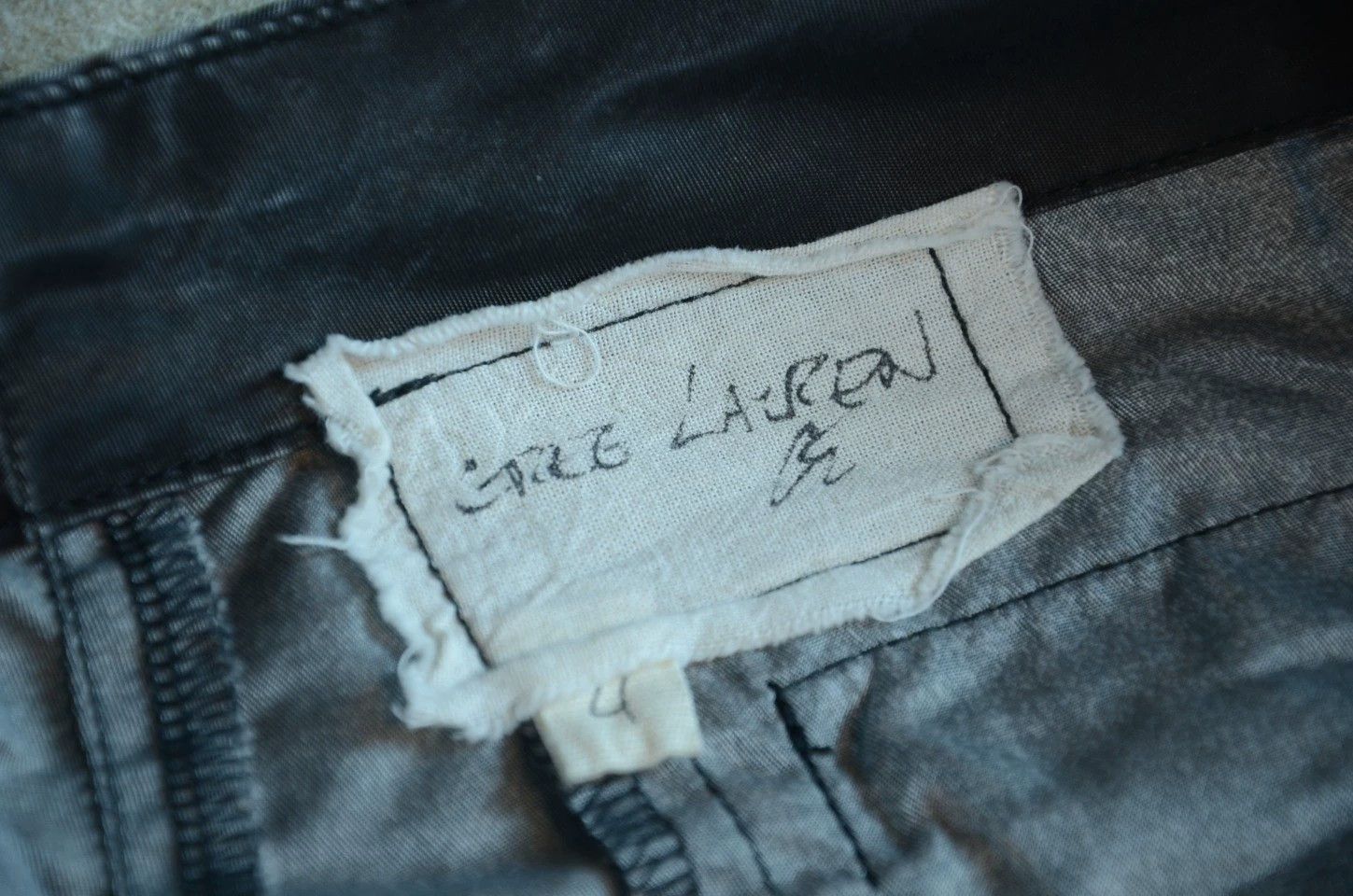 Greg Lauren GL Black Heavy Laminated Distressed 90s Cuffed Tie 4 Size US 29 - 6 Thumbnail