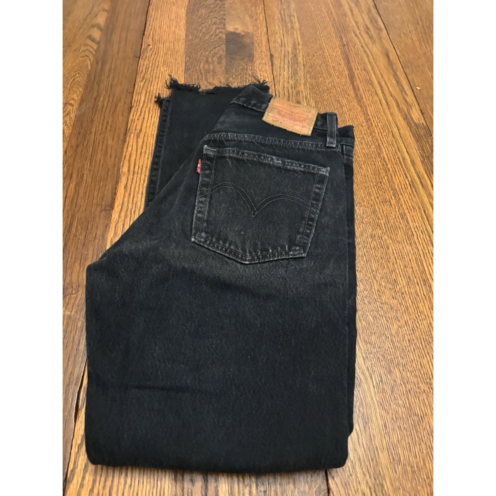 Levi's VINTAGE Levi’s 501 Skinny Jeans Button Fly Black 24x28 Women’s Size 24 Regular Inseam 28 Jeans Women Mens Size 42" / US 20 - 6 Thumbnail