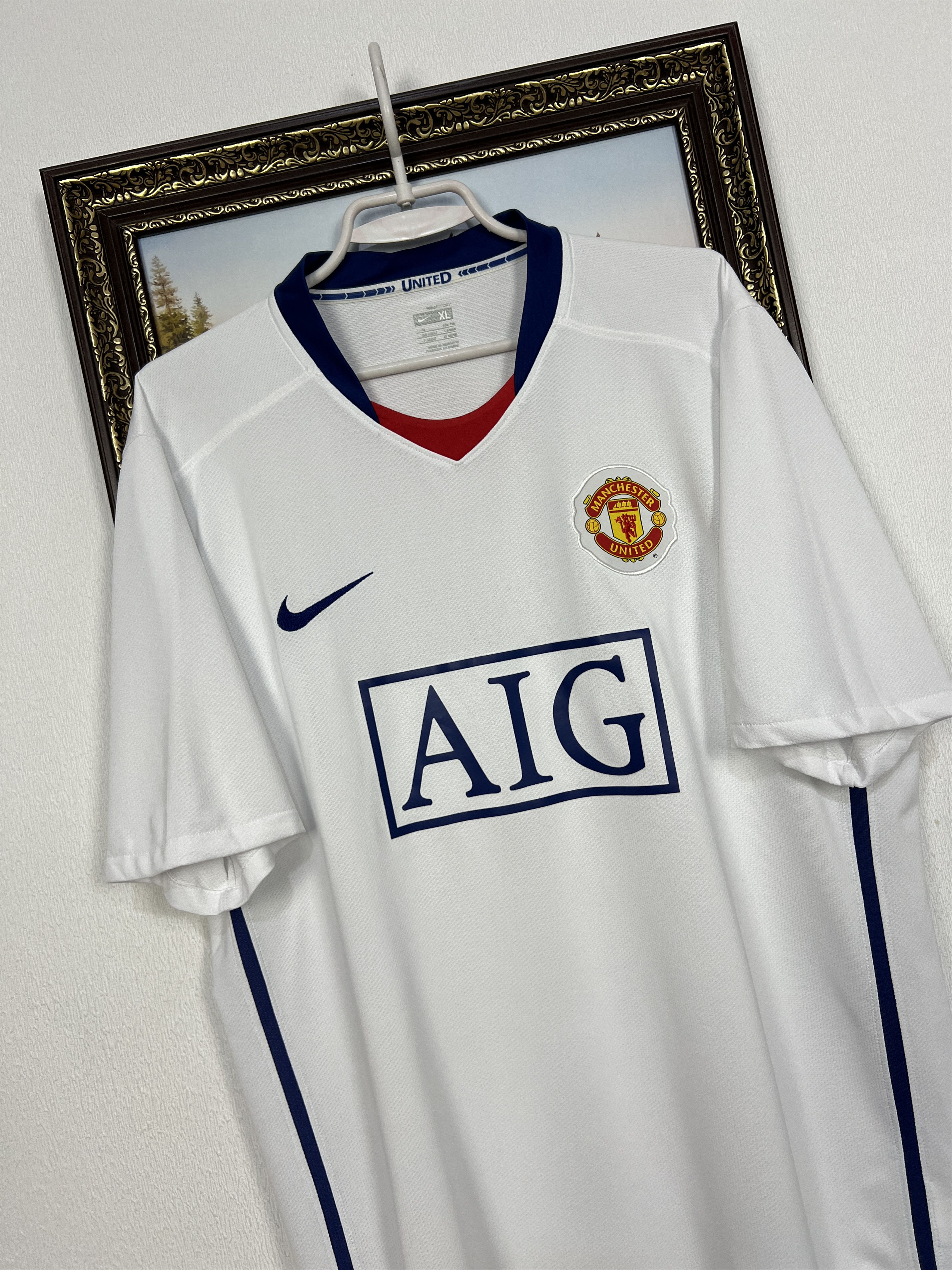 Nike Manchester United Away football shirt 2008 Soccer Nike White Size US XL / EU 56 / 4 - 4 Thumbnail