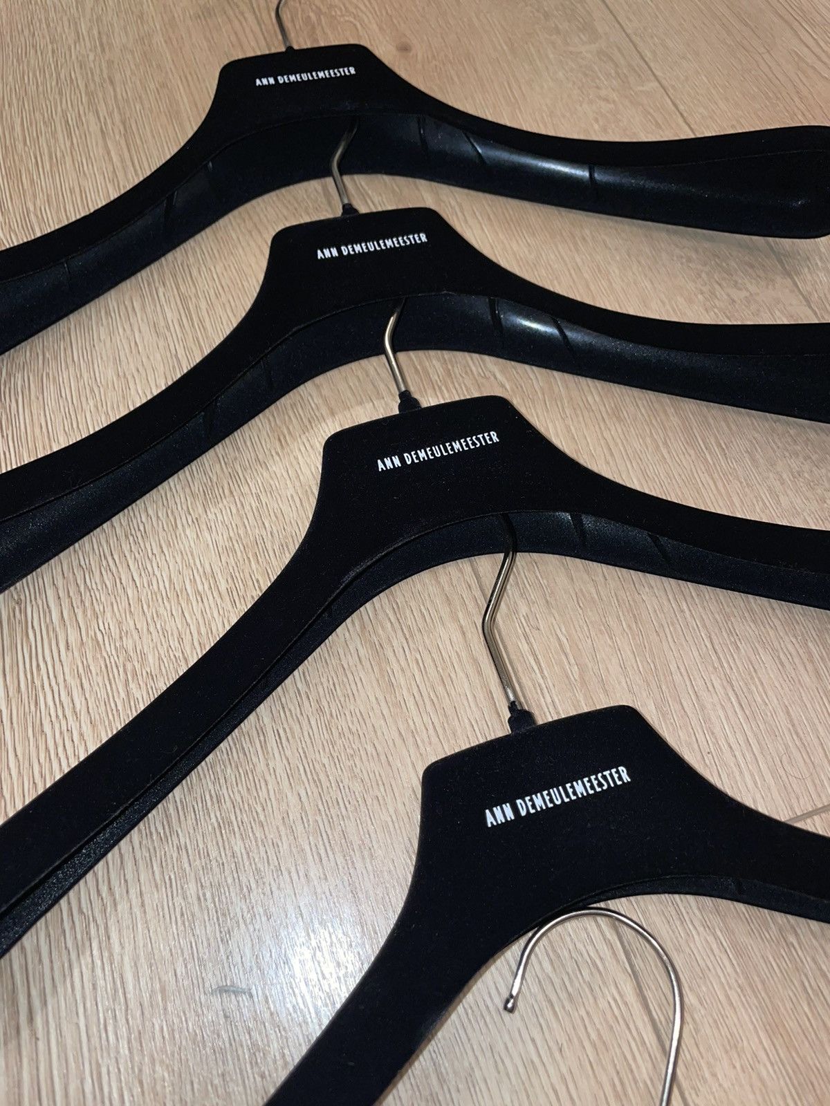 Ann Demeulemeester Set of 5 Ann Demeulemeester hangers Size ONE SIZE - 3 Thumbnail