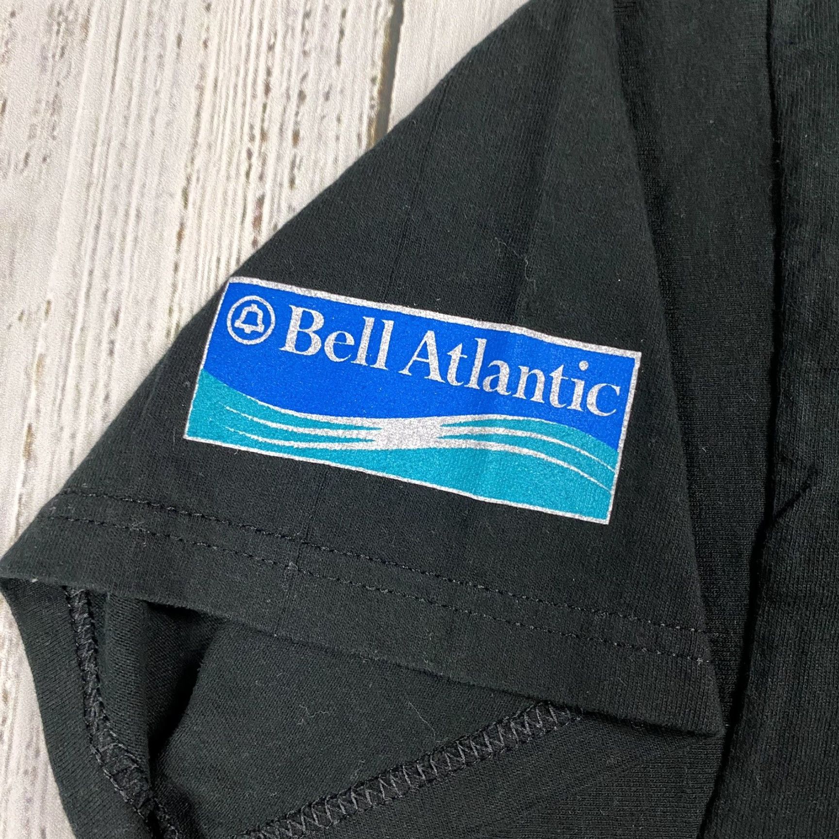 Fruit Of The Loom VTG 1999 Bell Atlantic Jazz Festival T-Shirt Black Cotton Crew Neck L Men graphic tee Jazz 1990s United States Vintage Shirt Size US L / EU 52-54 / 3 - 3 Thumbnail