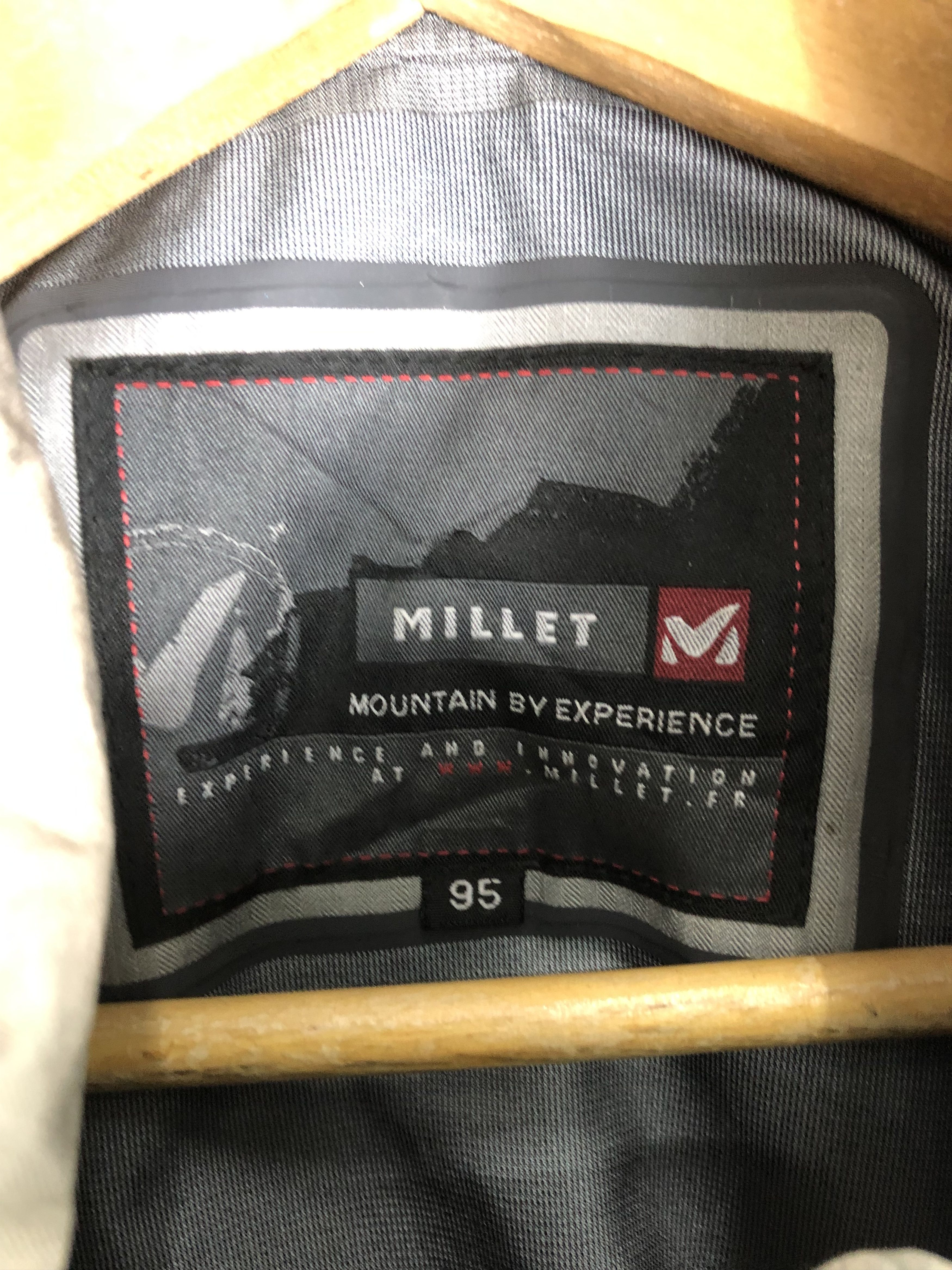 Vintage Vintage Millet Windbreaker Hoodie Jacket J0648 Size US L / EU 52-54 / 3 - 5 Thumbnail