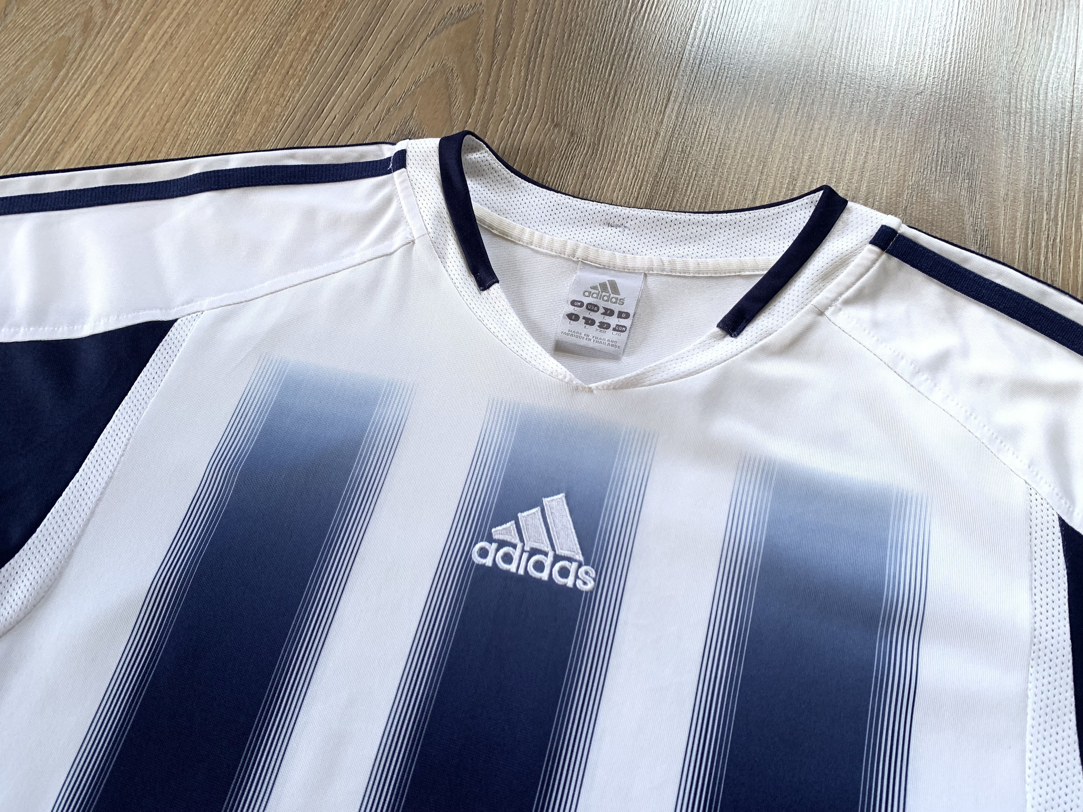 Adidas Adidas Vintage White Blue Sport Soccer Training T-Shirt Size US L / EU 52-54 / 3 - 4 Thumbnail