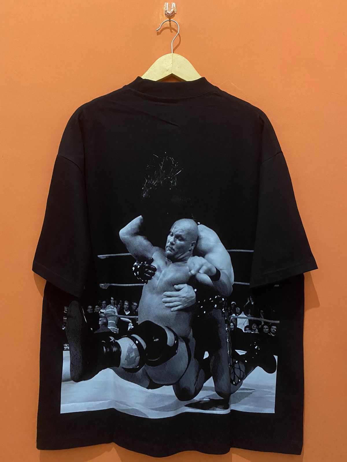 Band Tees 🔥RARE🔥 Stone Cold Smackdown Wrestling Mankind boot tee Size US L / EU 52-54 / 3 - 2 Thumbnail