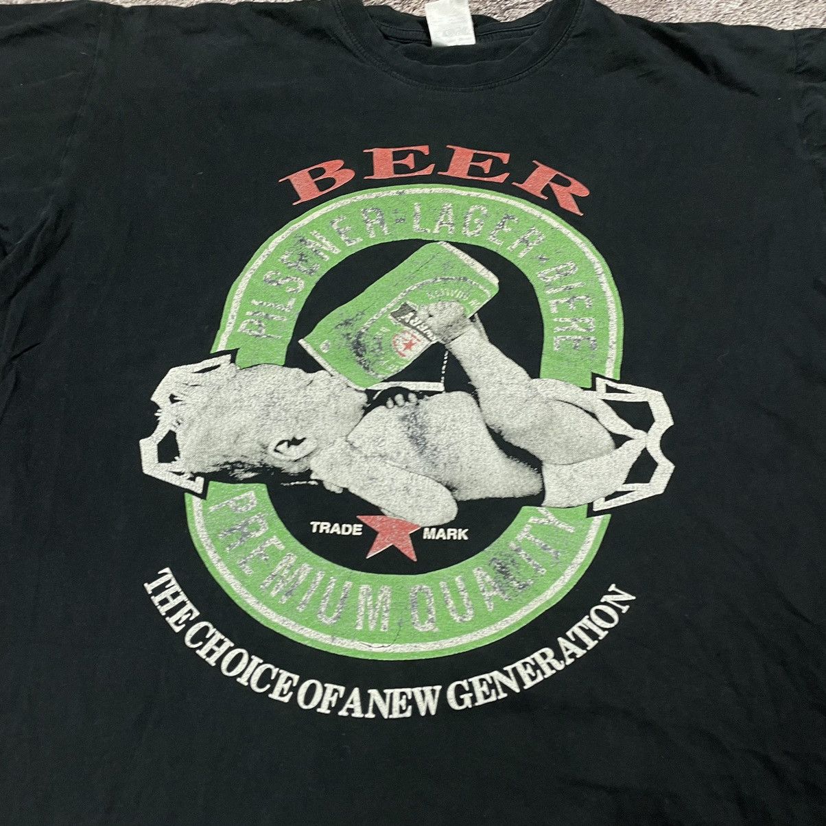 Vintage Vintage 90s Beer Graphic Tee Sun Faded Skate Streetwear L Size US L / EU 52-54 / 3 - 4 Thumbnail
