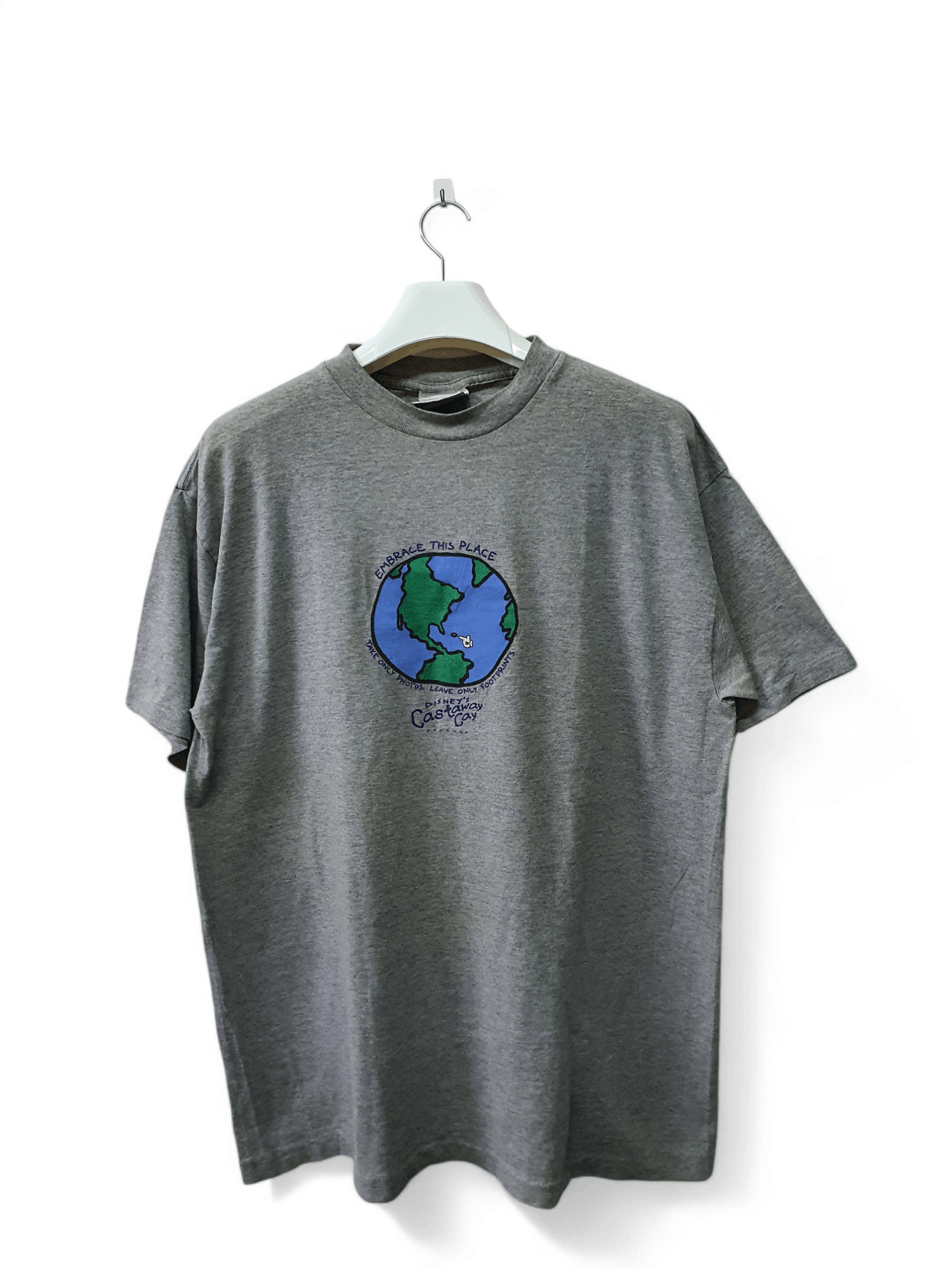 Disney vintage 90s Disney Cruise Line Castaway Cay T-shirt Size US XL / EU 56 / 4 - 1 Thumbnail