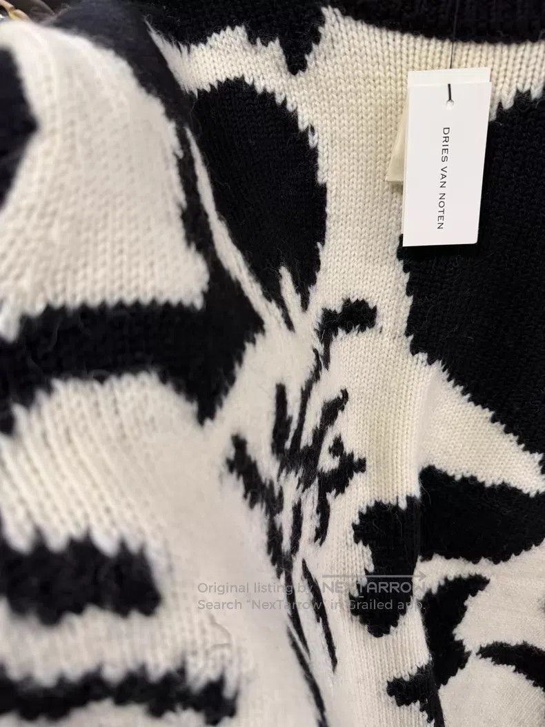Dries Van Noten Dries Van Noten Black & White Color-Block Wool Knit Sweate Size S / US 4 / IT 40 - 3 Thumbnail