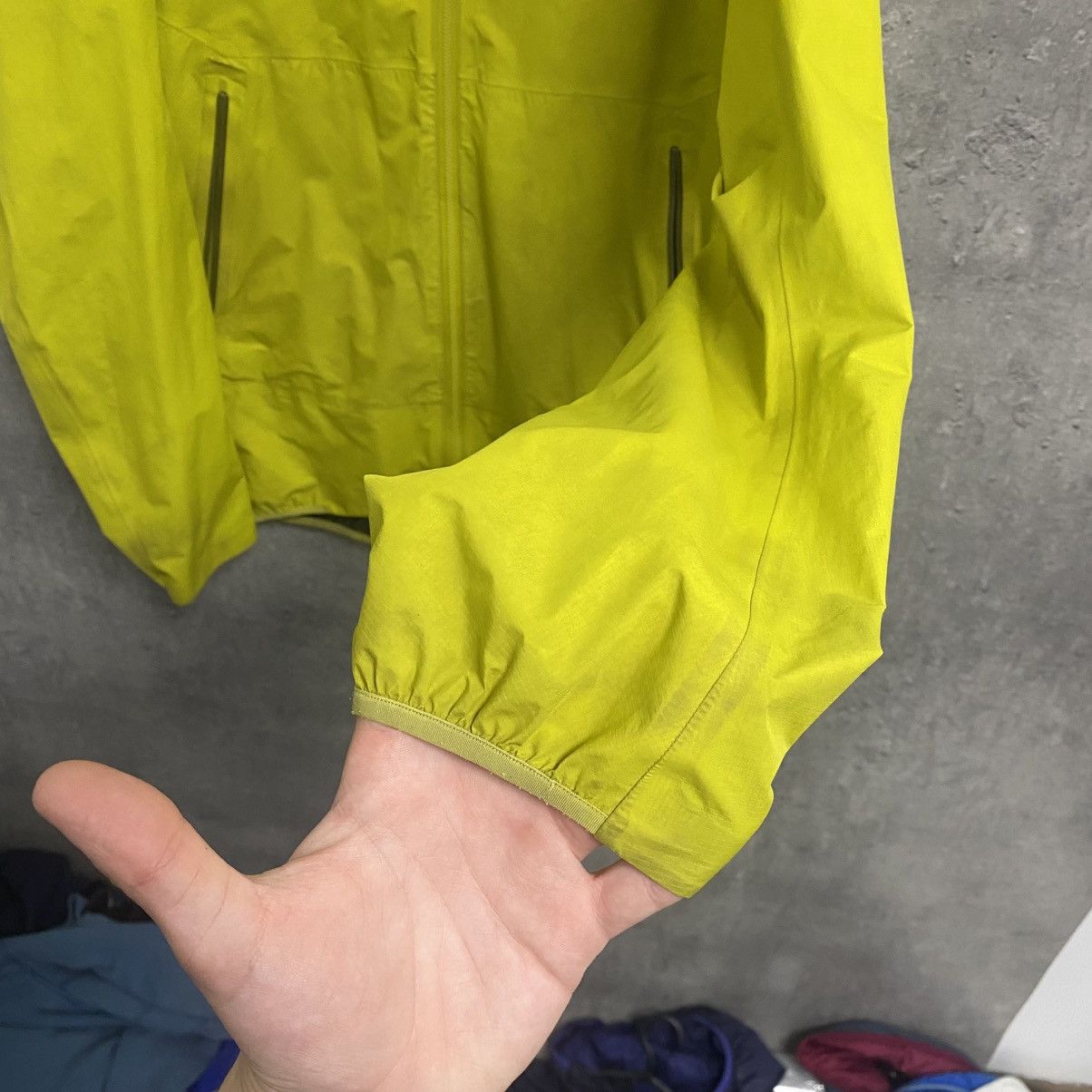 Arc'teryx Men's Arcteryx Beta Gore-Tex Jacket Gorpcore Size US L / EU 52-54 / 3 - 8 Thumbnail
