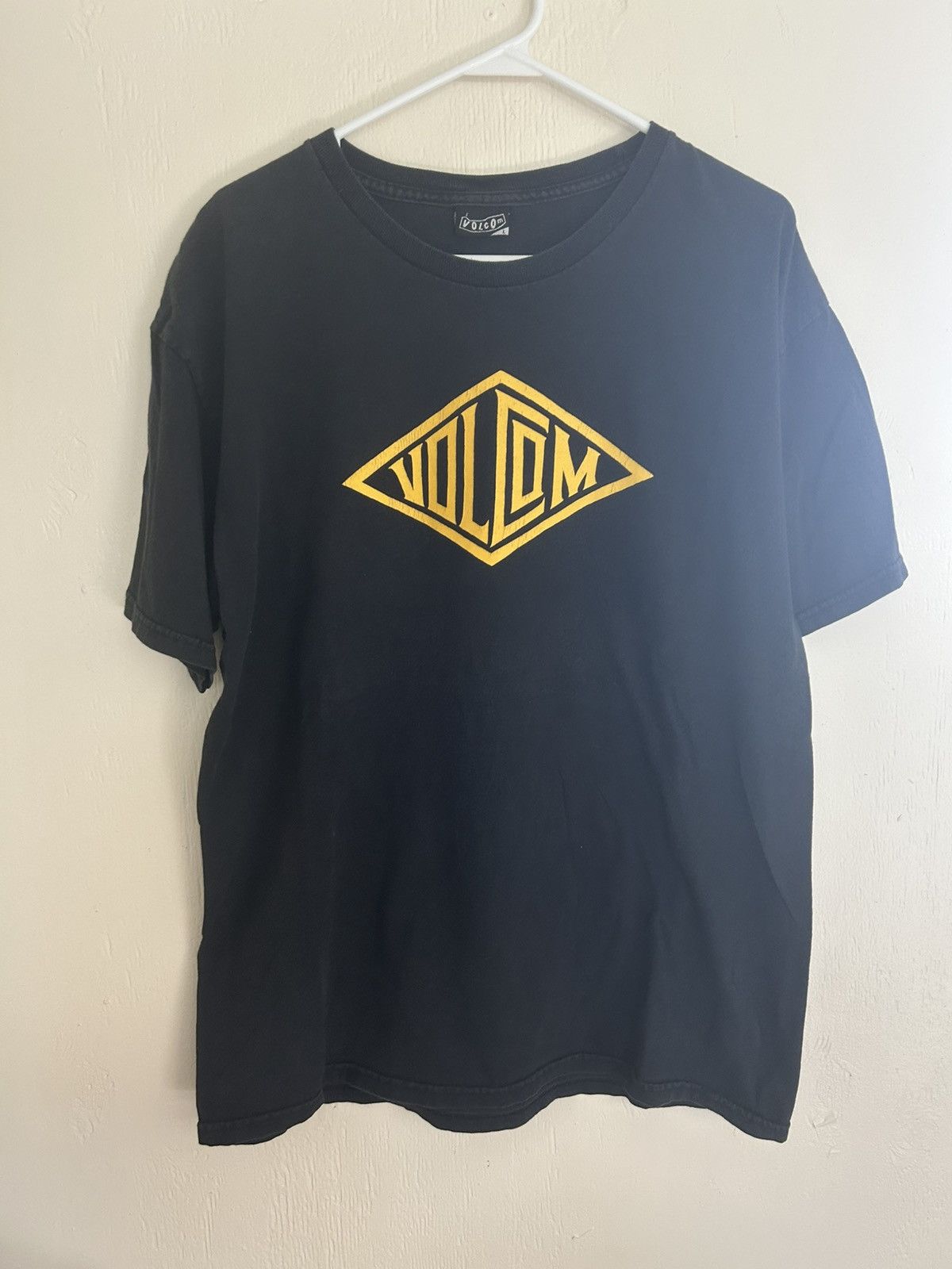 Volcom Vintage Volcom Logo T-shirt Size US L / EU 52-54 / 3 - 1 Thumbnail