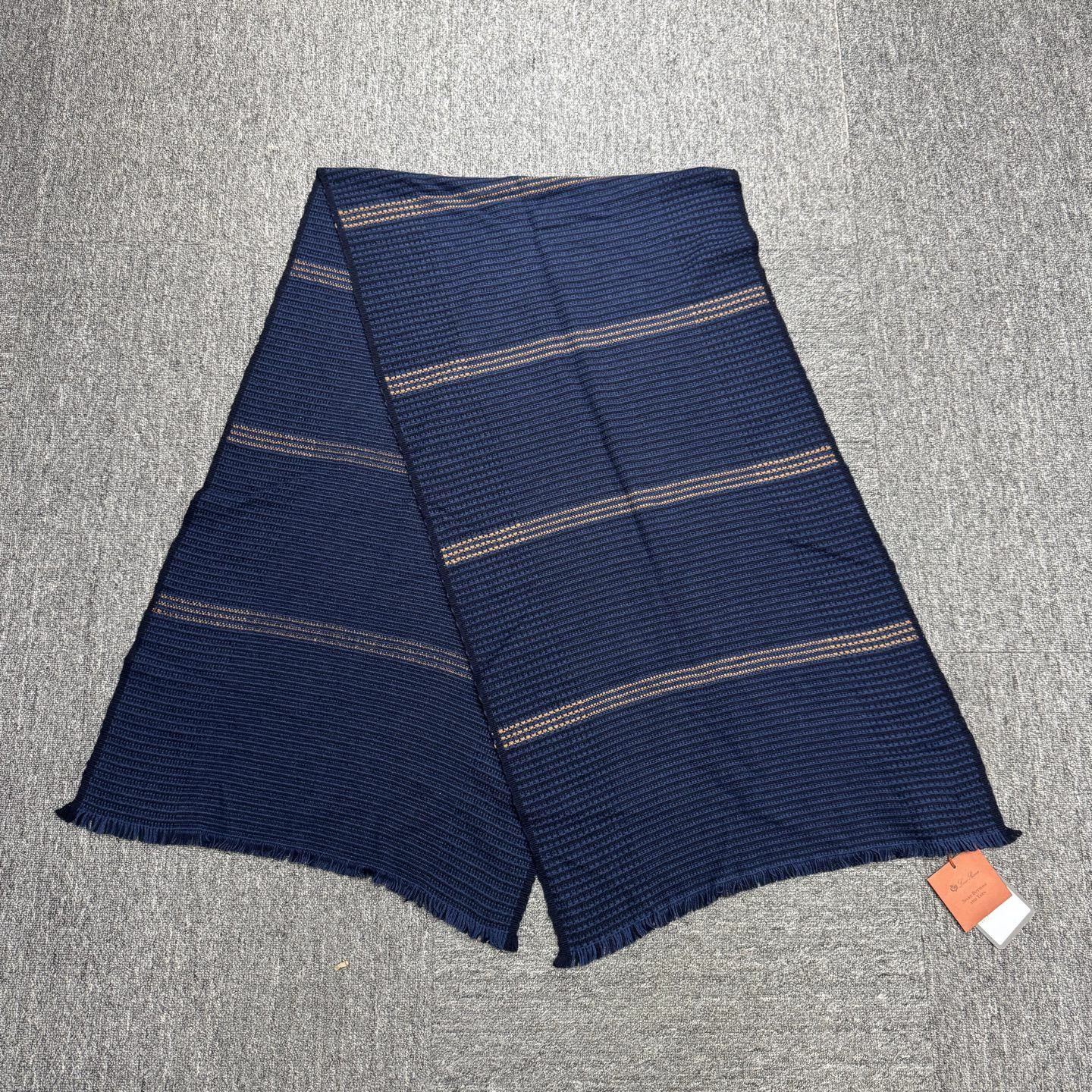 Loro Piana Loro Piana 180x55cm New With Tags Scarf Size ONE SIZE - 1 Thumbnail
