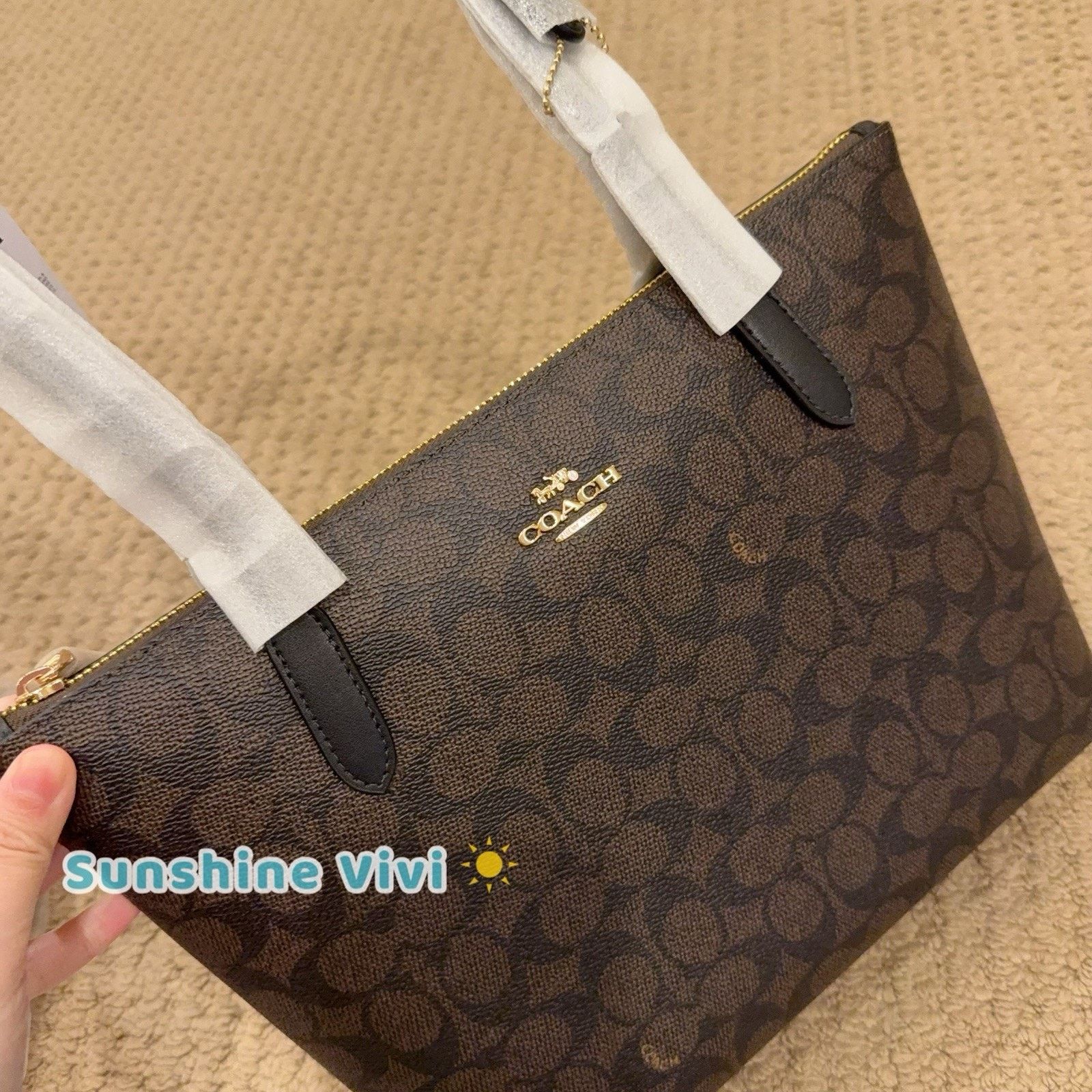 Coach NWT COACH Fiona Zip Tote Bag Canvas CBT18 Gold/Walnut/Black Size ONE SIZE - 2 Thumbnail