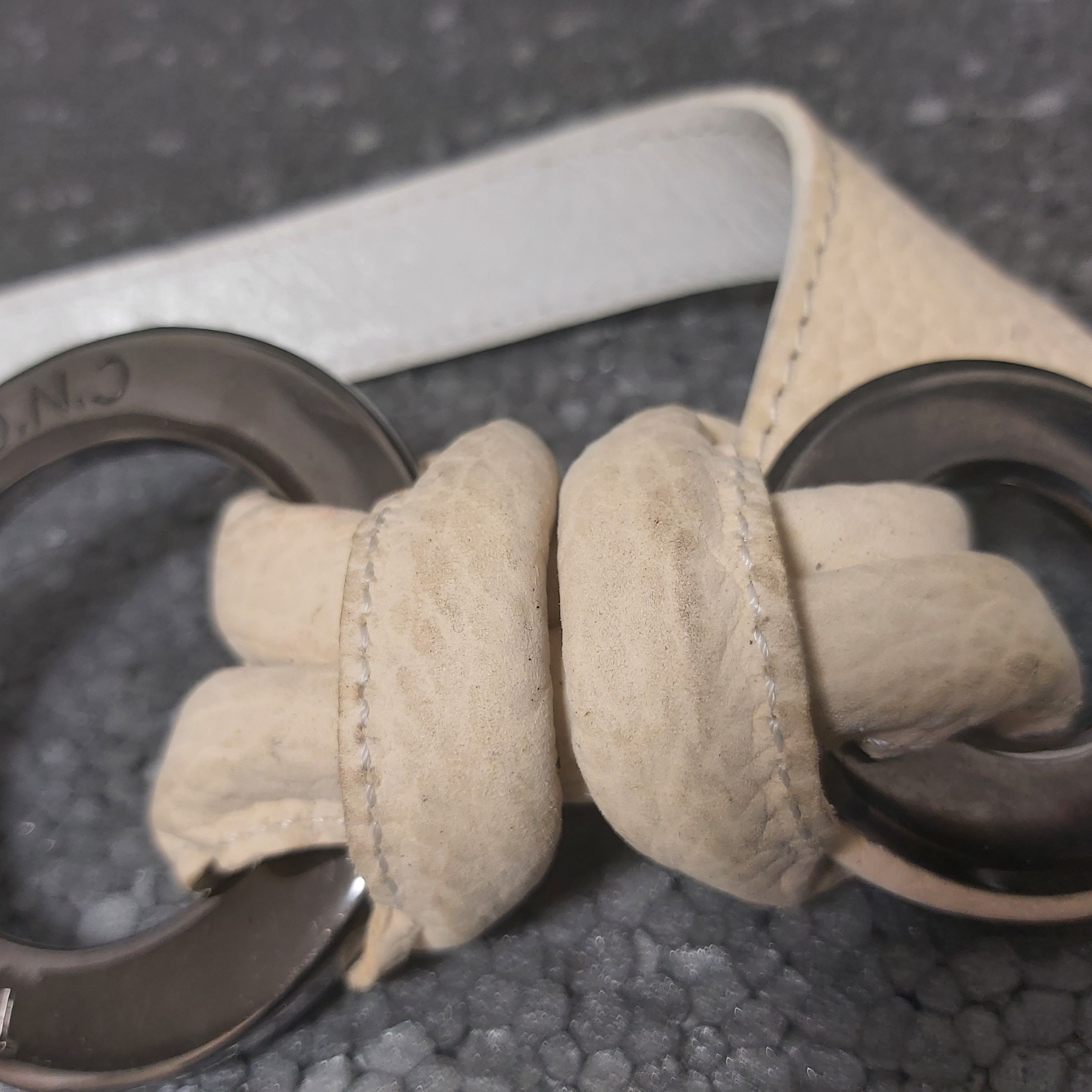 Costume National Costume National belt large metal rings cream leather belt Size ONE SIZE - 8 Thumbnail