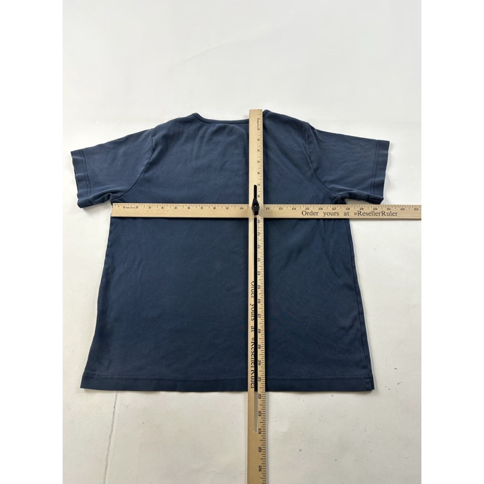 Orvis VINTAGE Orvis Shirt Womens Small Blue Short Sleeve Crew Neck Size S / US 4 / IT 40 - 3 Thumbnail