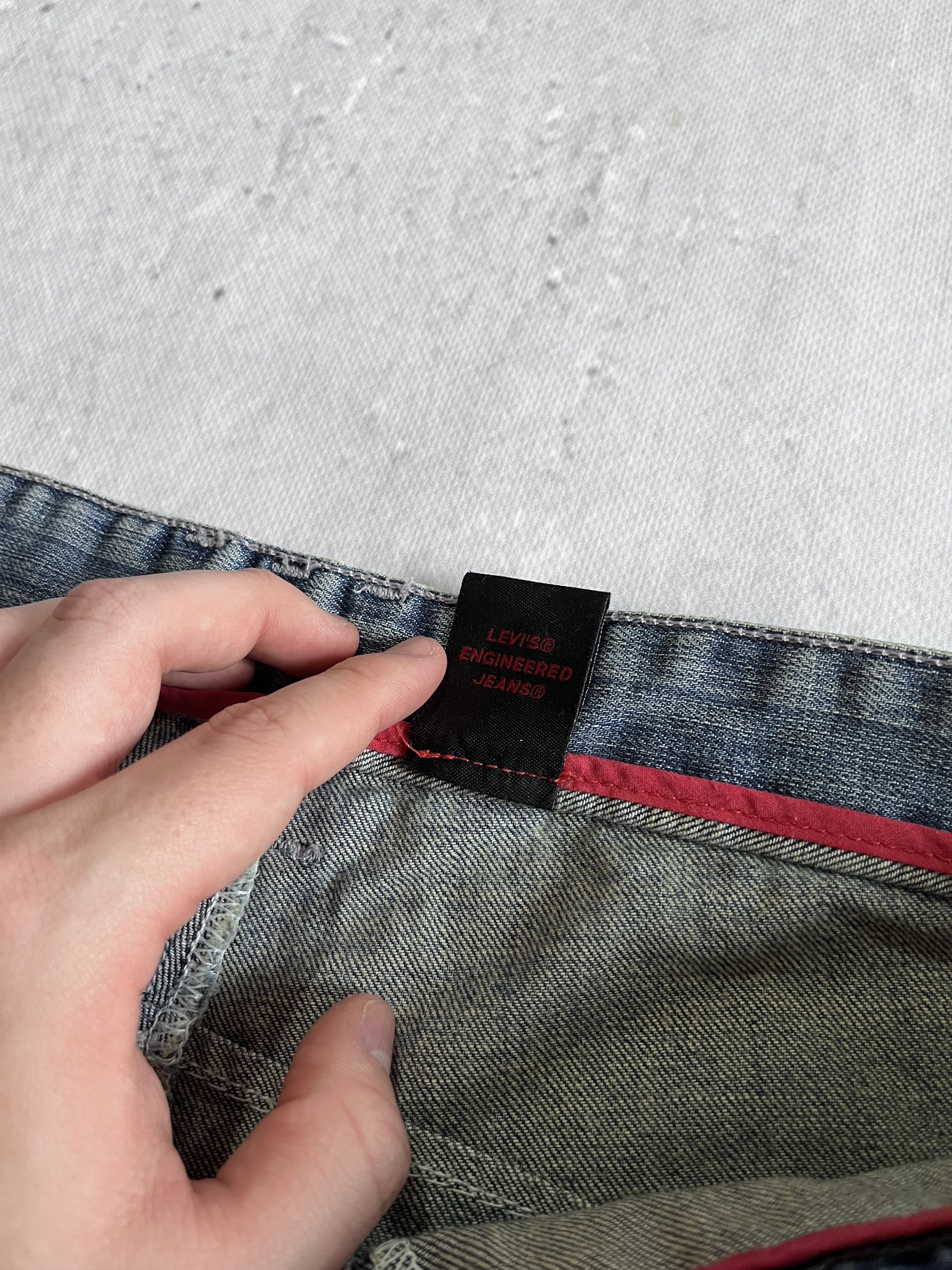 Levi's LEVI'S ENGINEERED JEANS 2006 TWISTED LEG VINTAGE DENIM PANTS Size US 32 / EU 48 - 16 Thumbnail