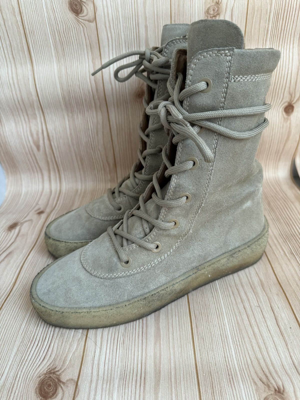 Yeezy Crepe suede boots Size US 10 / EU 43 - 2 Thumbnail