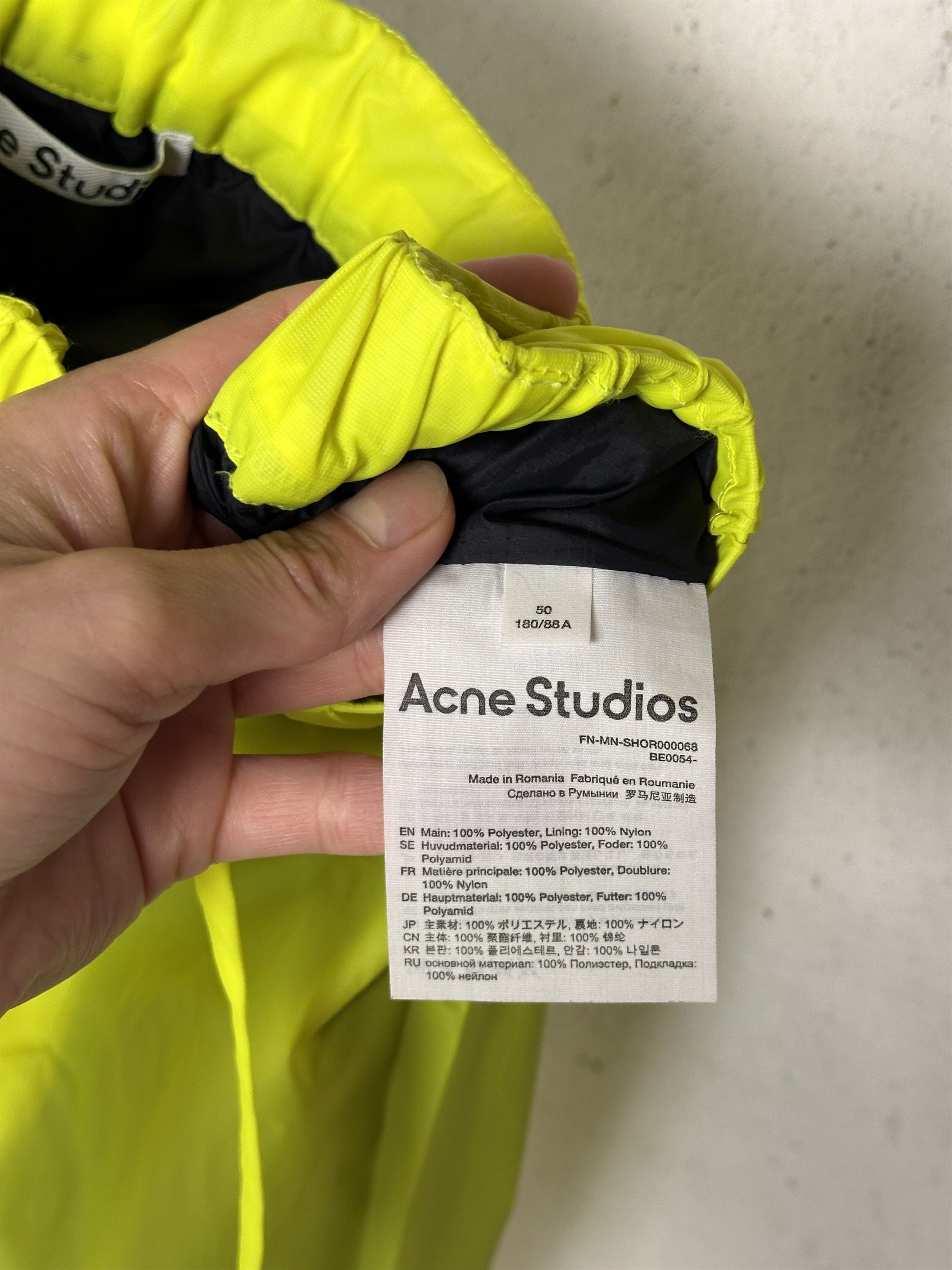Acne Studios Acne Studios Yellow Ripstop Neon Shorts Size US 34 / EU 50 - 11 Thumbnail