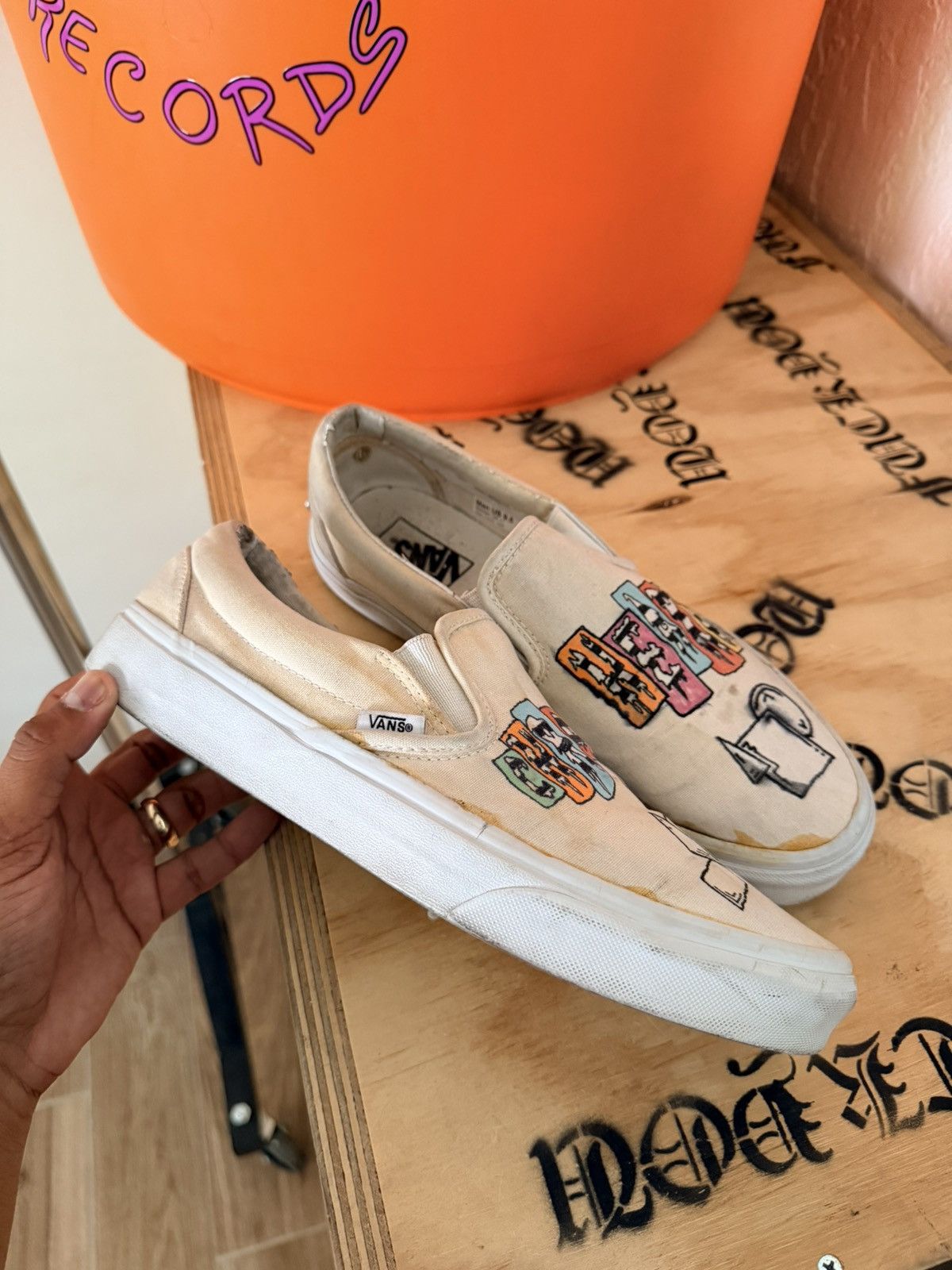 Matty Boy Chrome Heart Matty Boy Art Drawn Vans Off The Wall 9.5 Size US 9.5 / EU 42-43 - 11 Thumbnail