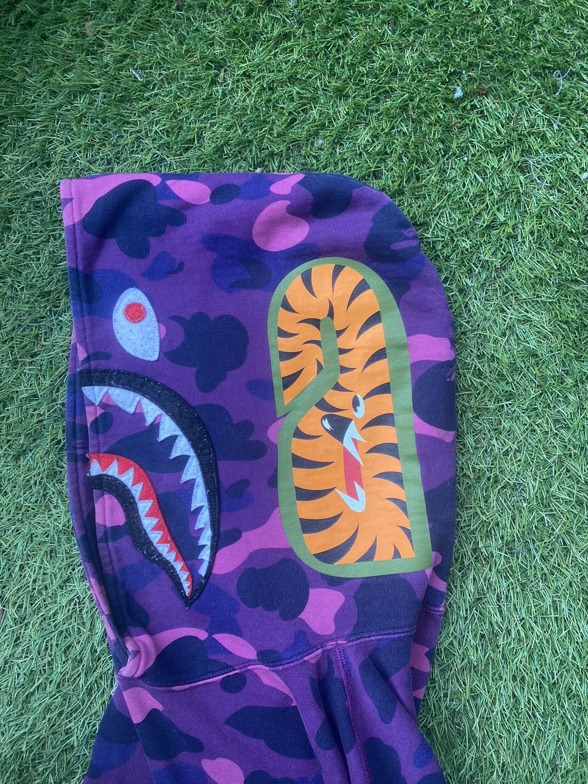 Bape Color Camo Shark Pullover Hoodie Size US L / EU 52-54 / 3 - 4 Thumbnail