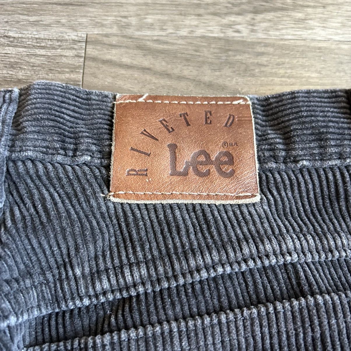 Lee 90s Vintage Riveted By Lee Tapered Brown Corduroy Pants Size 30" / US 8 / IT 44 - 7 Thumbnail