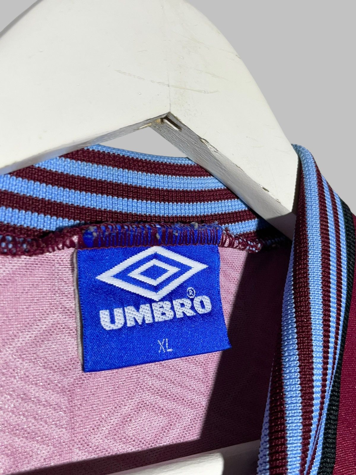 Umbro Vintage Umbro 90’s Long Sleeve Football Soccer Jersey Size US XL / EU 56 / 4 - 9 Thumbnail