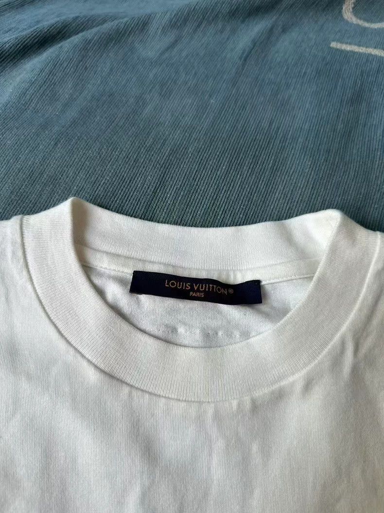 Louis Vuitton Louis Vuitton Peace dove short sleeve Size US XS / EU 42 / 0 - 3 Thumbnail