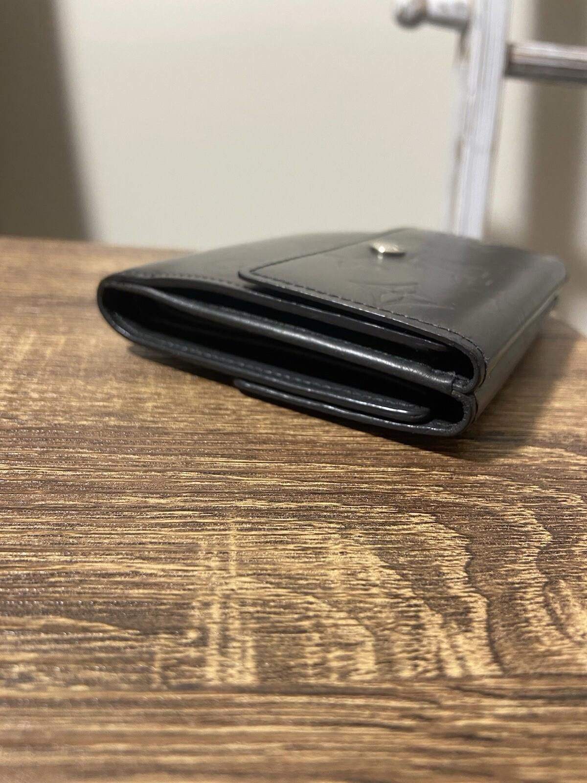 Louis Vuitton Louis Vuitton charcoal gray matte monogram trifold wallet Size ONE SIZE - 6 Thumbnail