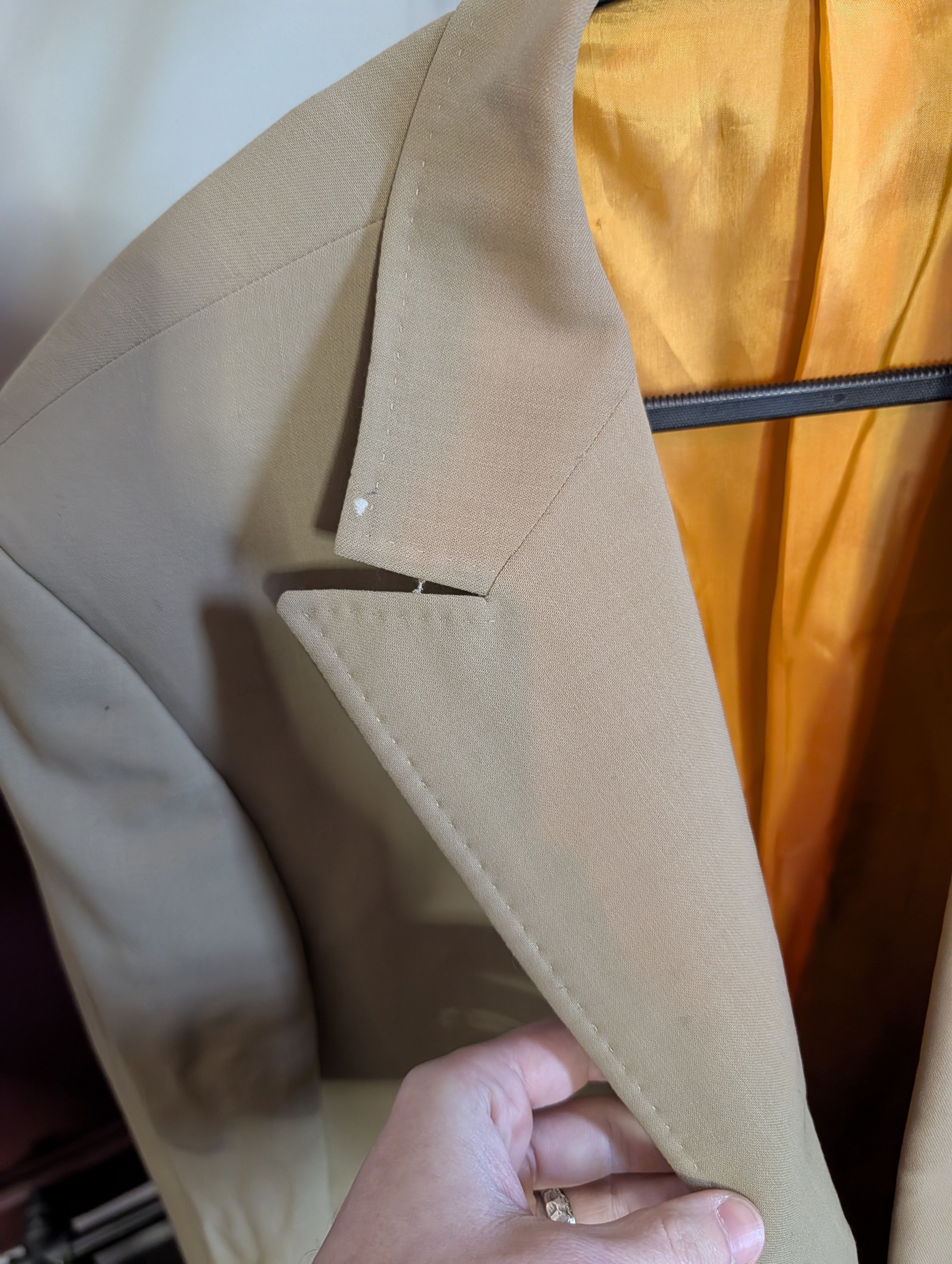 Handmade SANFORD BRYANT bespoke peak lapel high twist tan jkt Size 40R - 3 Thumbnail