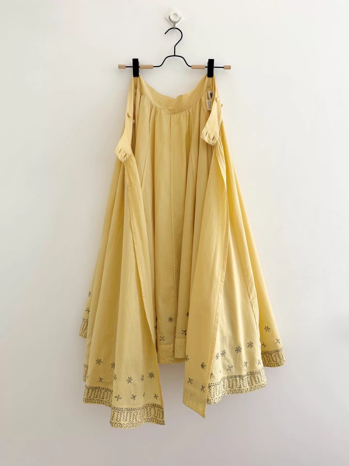 Issey Miyake ISSEY MIYAKE Haat Embroidered Cotton Skirt Size 26" / US 2 / IT 38 - 4 Thumbnail