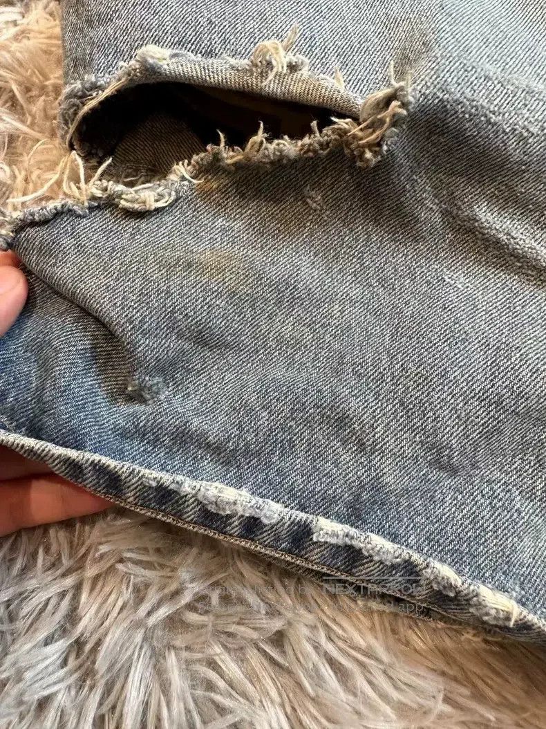 Balenciaga Balenciaga size XS Distressed Pants, Jeans, Long Trousers Size US 27 - 3 Thumbnail