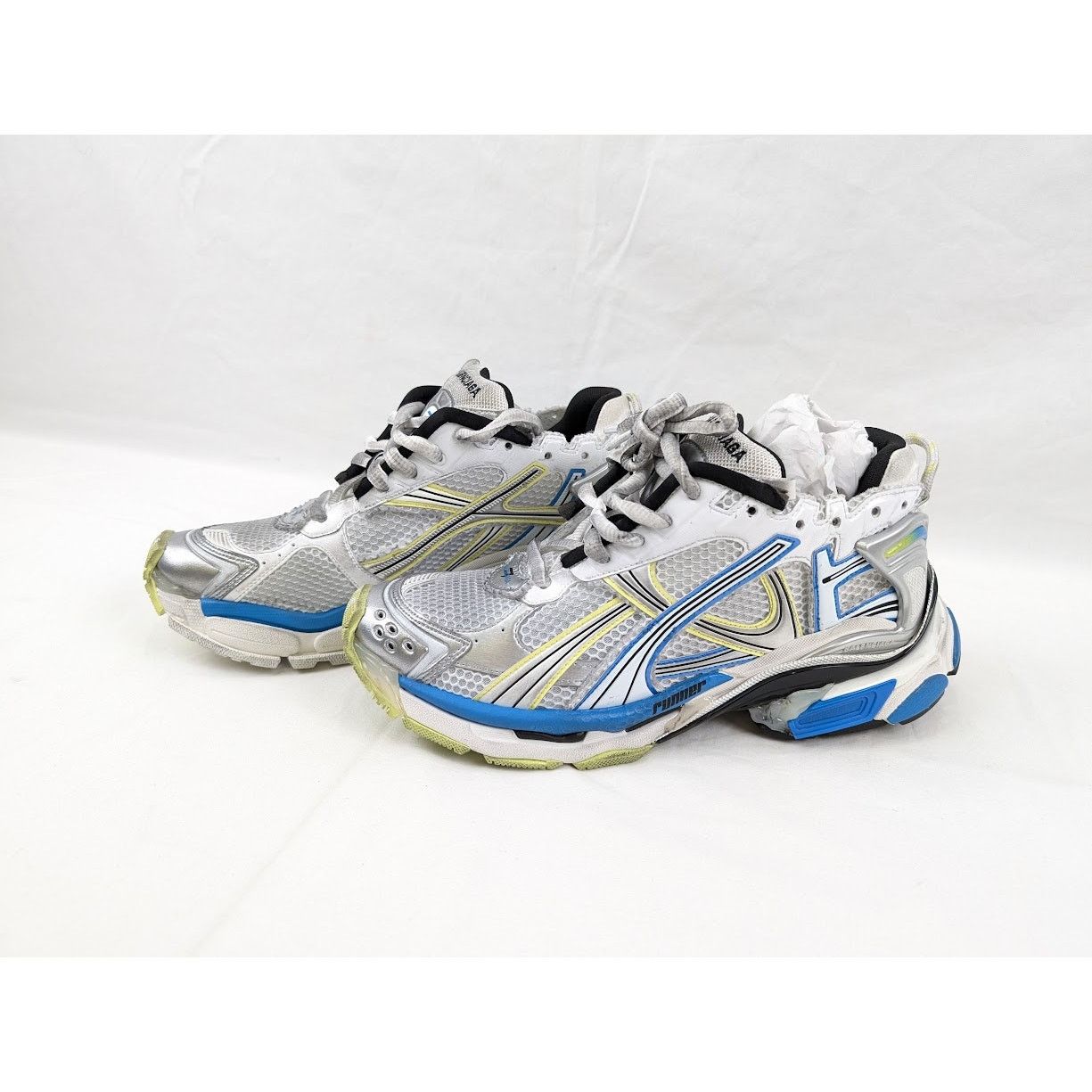 Balenciaga o1rshd1 Rubber Runner in White/Yellow/Blue Size US 9 / EU 42 - 16 Thumbnail