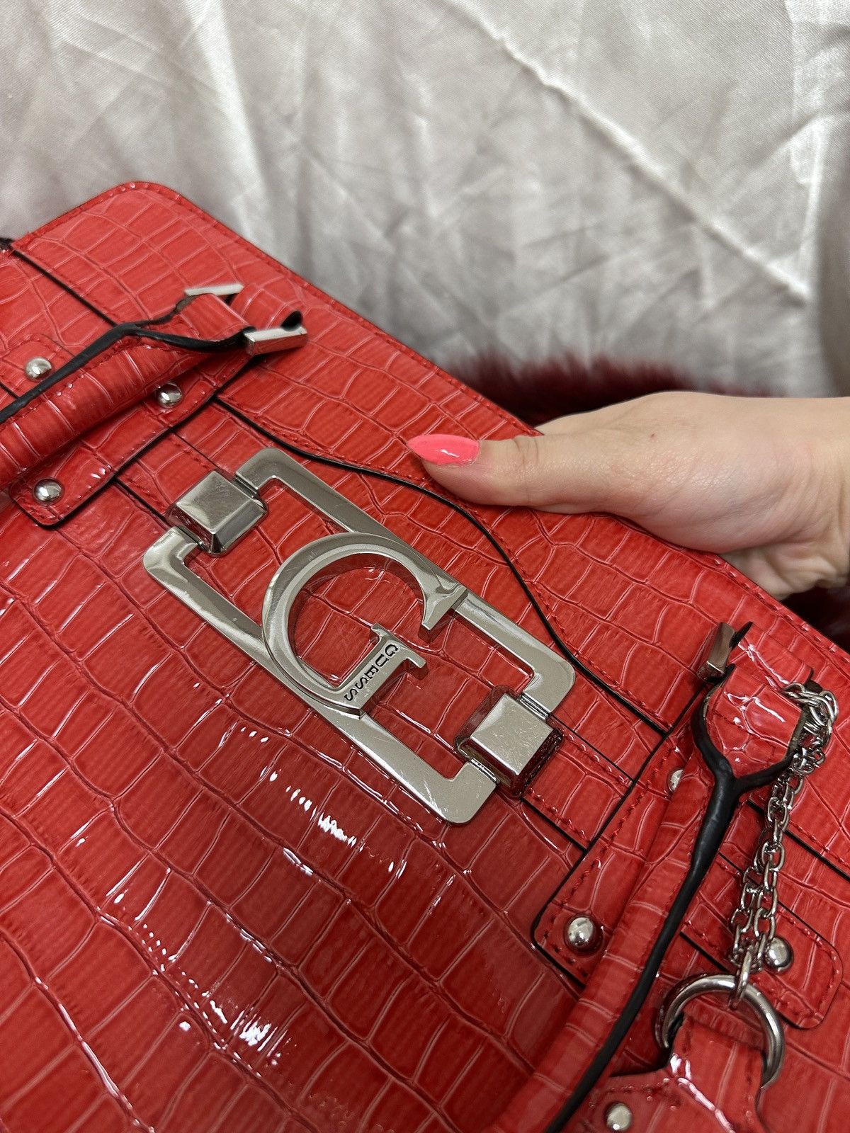 Guess Vintage Guess red leather shoulder bag Size ONE SIZE - 4 Thumbnail