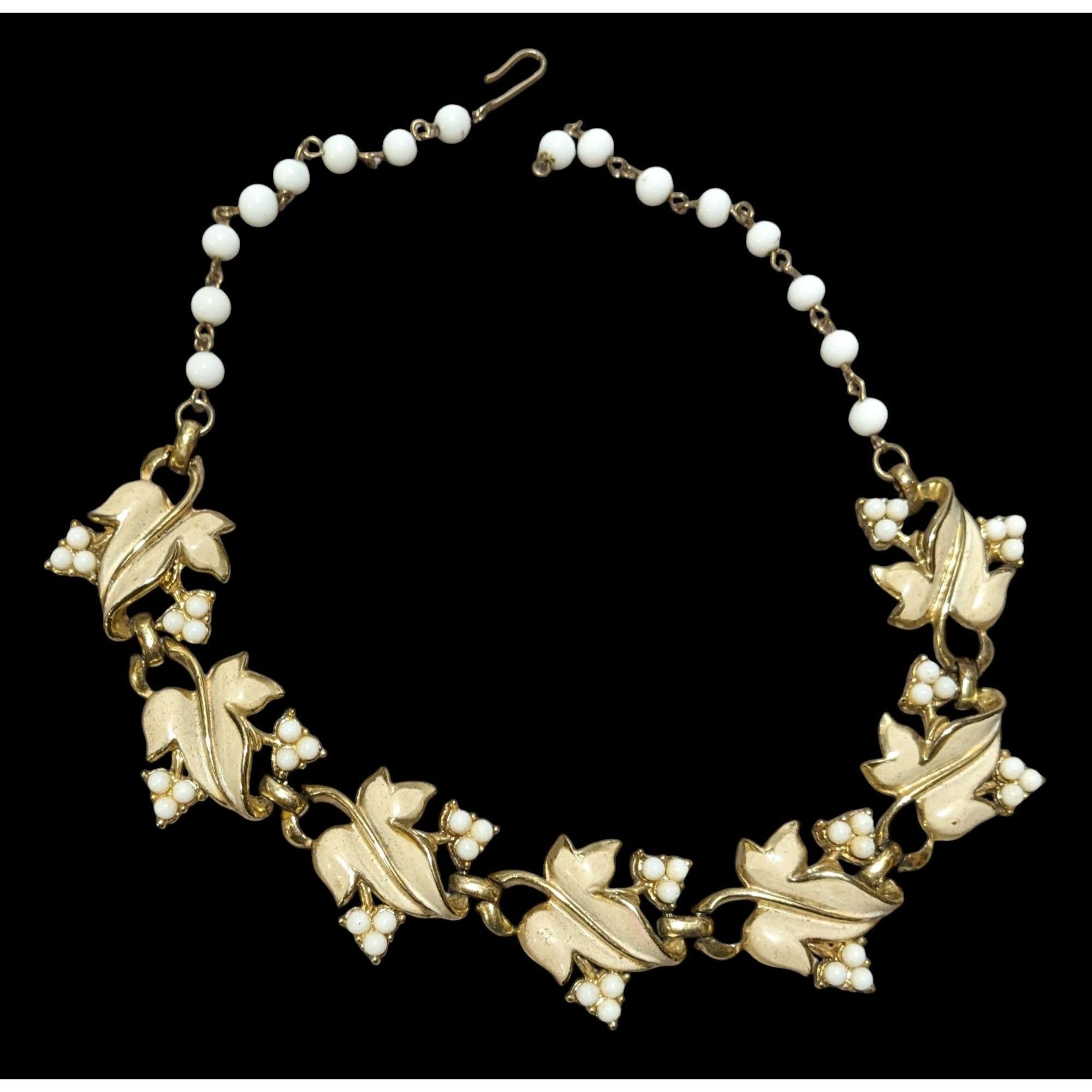 Other Vintage 50s Beige Leaf Floral Coro Necklace Size ONE SIZE - 1 Thumbnail