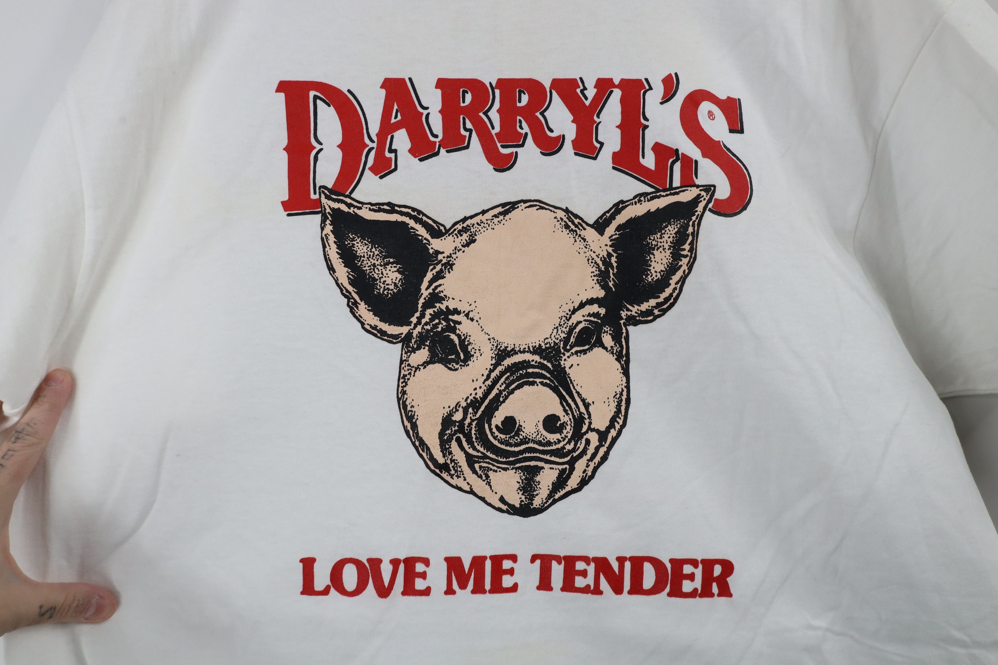 Vintage Vintage 90s Love Me Tender Pig Restaurant T-Shirt USA Size US XL / EU 56 / 4 - 6 Thumbnail