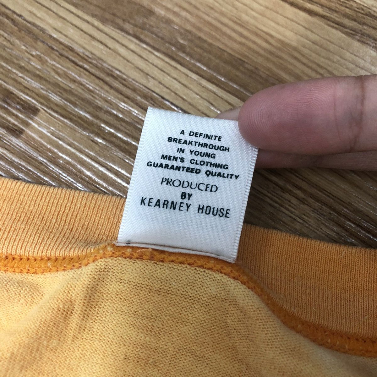 Vintage Vintage KEARNEY HOUSE SURF Techniques Tee Shirt Top Basic Size US L / EU 52-54 / 3 - 6 Thumbnail