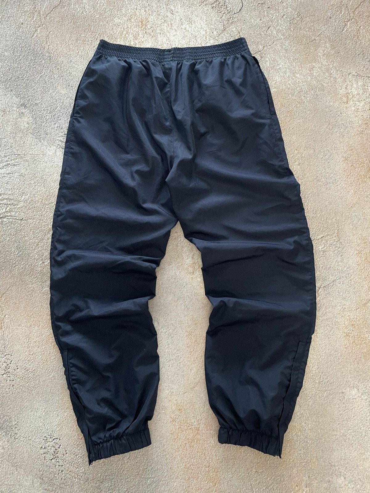 Lacoste Vintage Lacoste Nylon Navy Track Pants Size US 30 / EU 46 - 8 Thumbnail