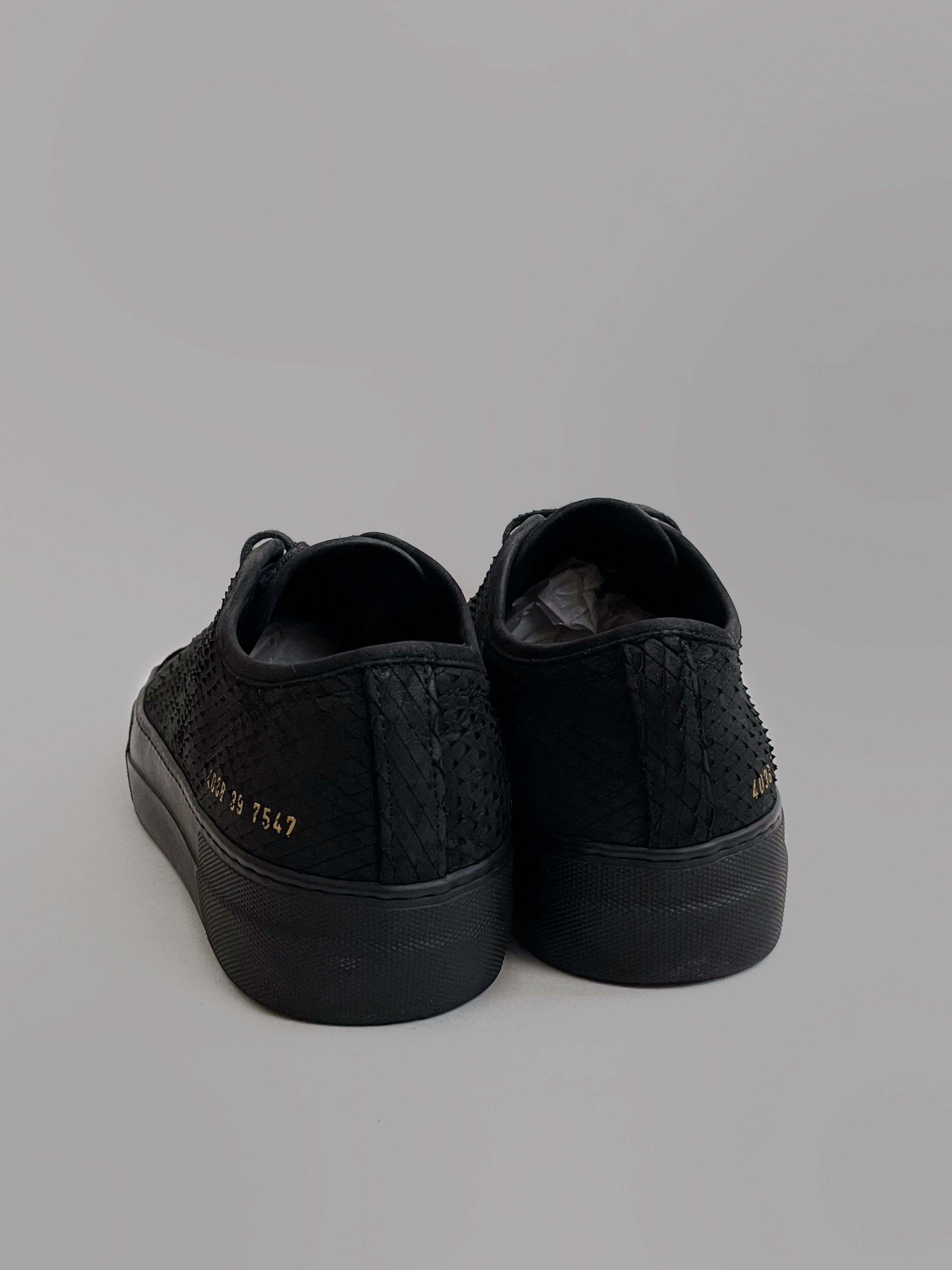 Common Projects Woman by Common project leather black shoes Size US 7.5 / IT 37.5 - 8 Thumbnail