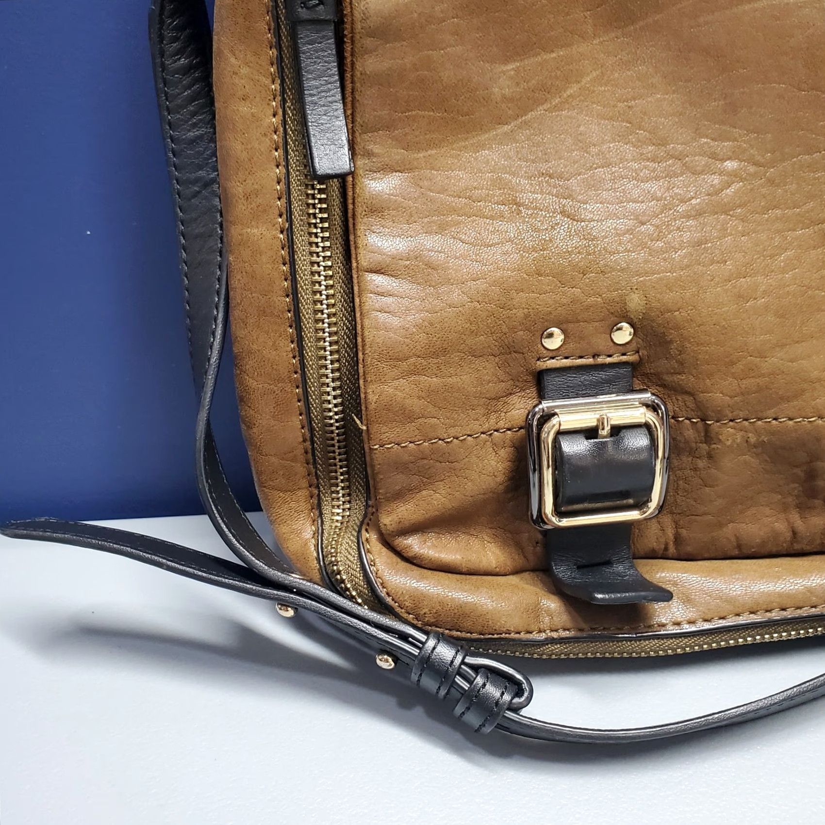 Vince Vince Camuto Convertible Bag Brown Adjustable Crossbody Buckle Accent Crossbody Bag Mens Womens? Size ONE SIZE - 4 Thumbnail