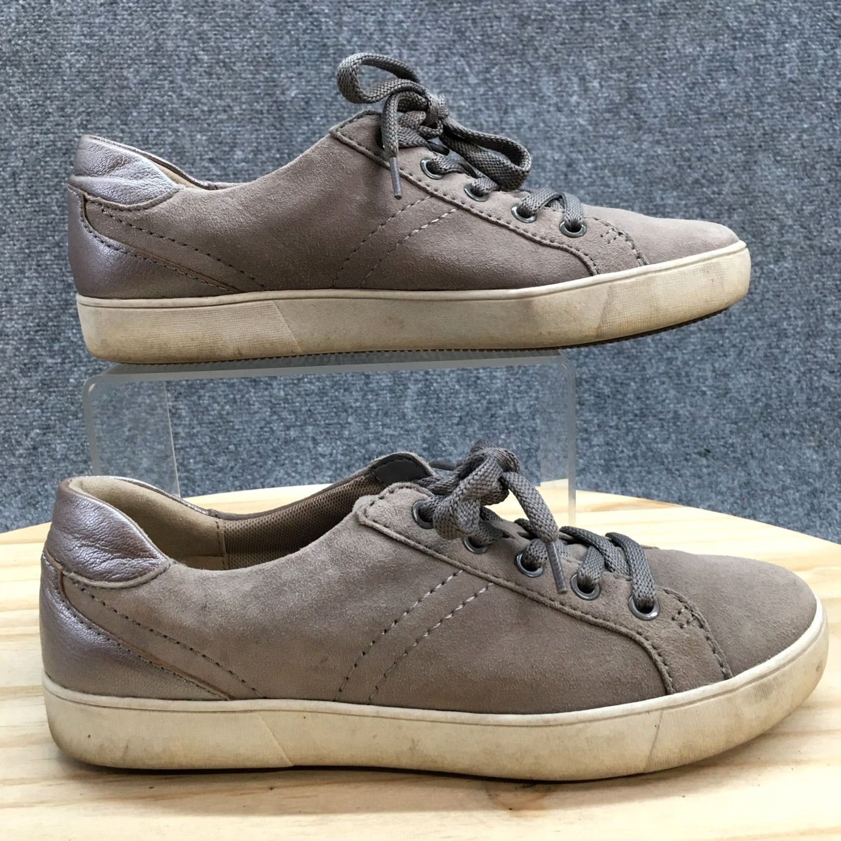 Naturalizer Naturalizer Shoes Womens 8 M Morrison Low Top Sneakers Gray Leather Lace Up Size M / US 6-8 / IT 42-44 - 2 Thumbnail