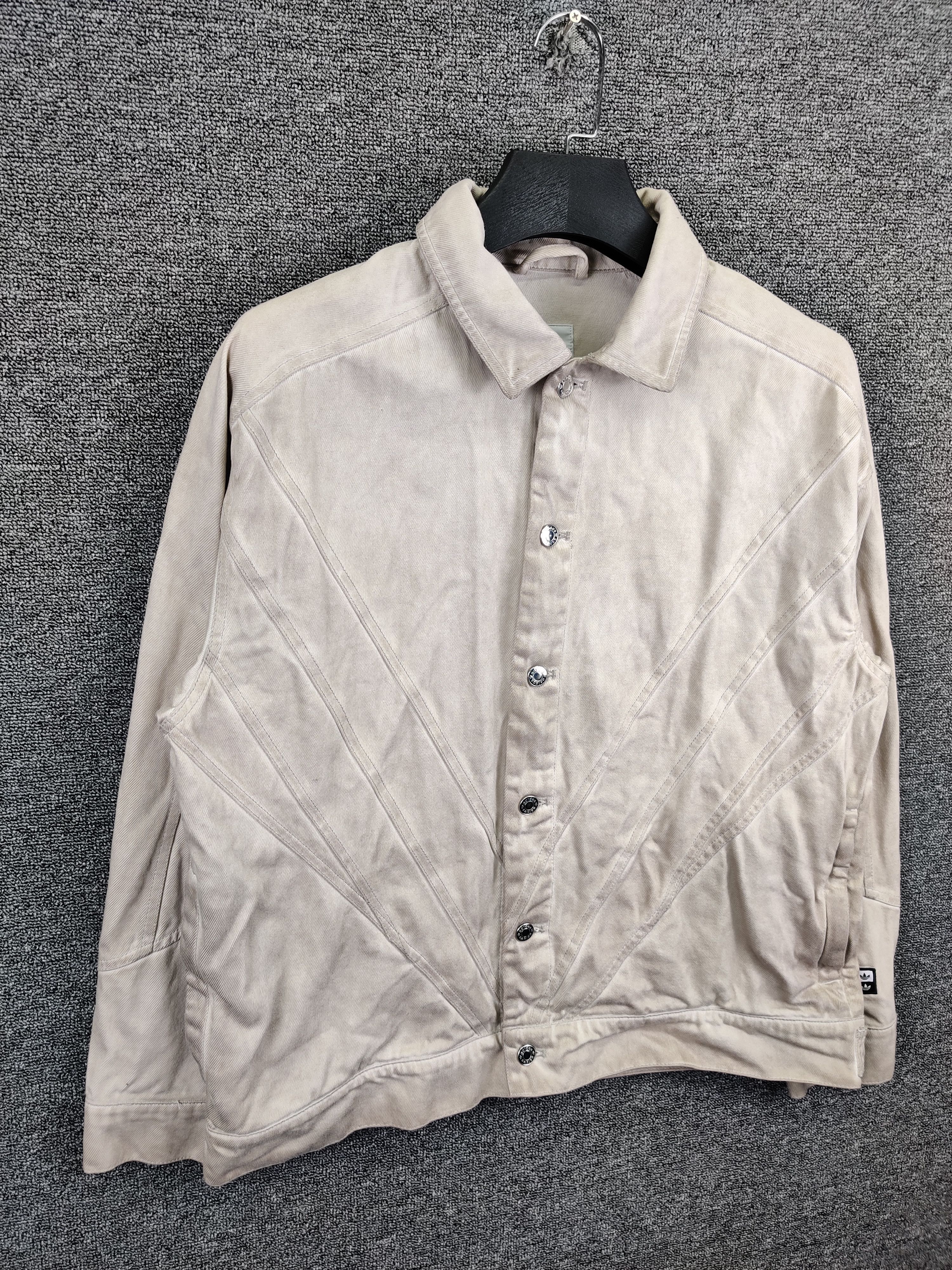 Adidas Vintage Adidas Denim Trucker Jacket Nice Design Size US L / EU 52-54 / 3 - 5 Thumbnail