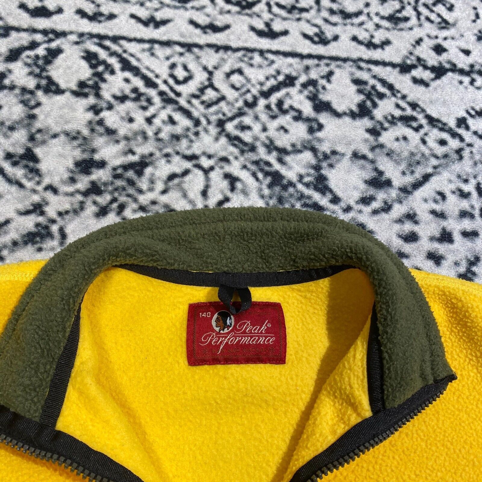 Peak Performance × Vintage Peak Performance Yellow Polyester Halfzip Fleece Size XS Size US XS / EU 42 / 0 - 6 Thumbnail