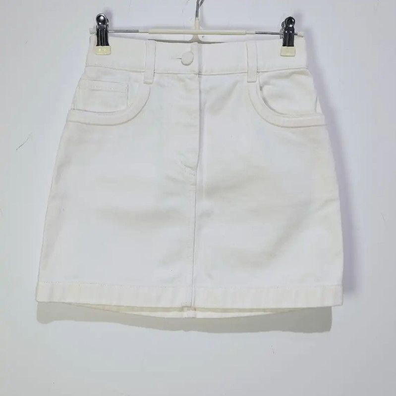 Fendi Fendi White Cotton Women's Mini Skirt 0089 Size 28" / US 6 / IT 42 - 1 Thumbnail