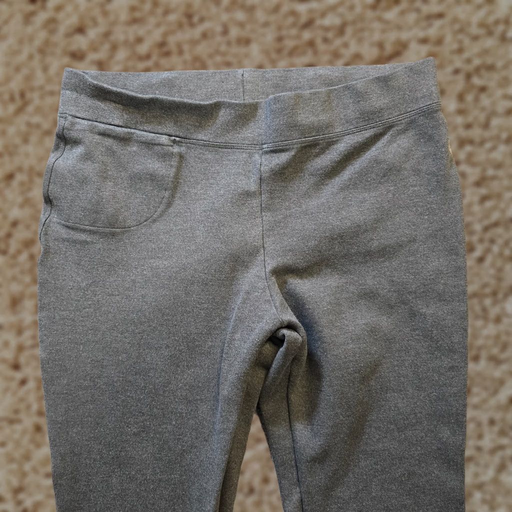 Quince Quince Pants Womens Size Large Gray Ultra Stretch Ponte Kick Flare Crop Capsule Pants Size 36" / US 14 / IT 50 - 1 Thumbnail