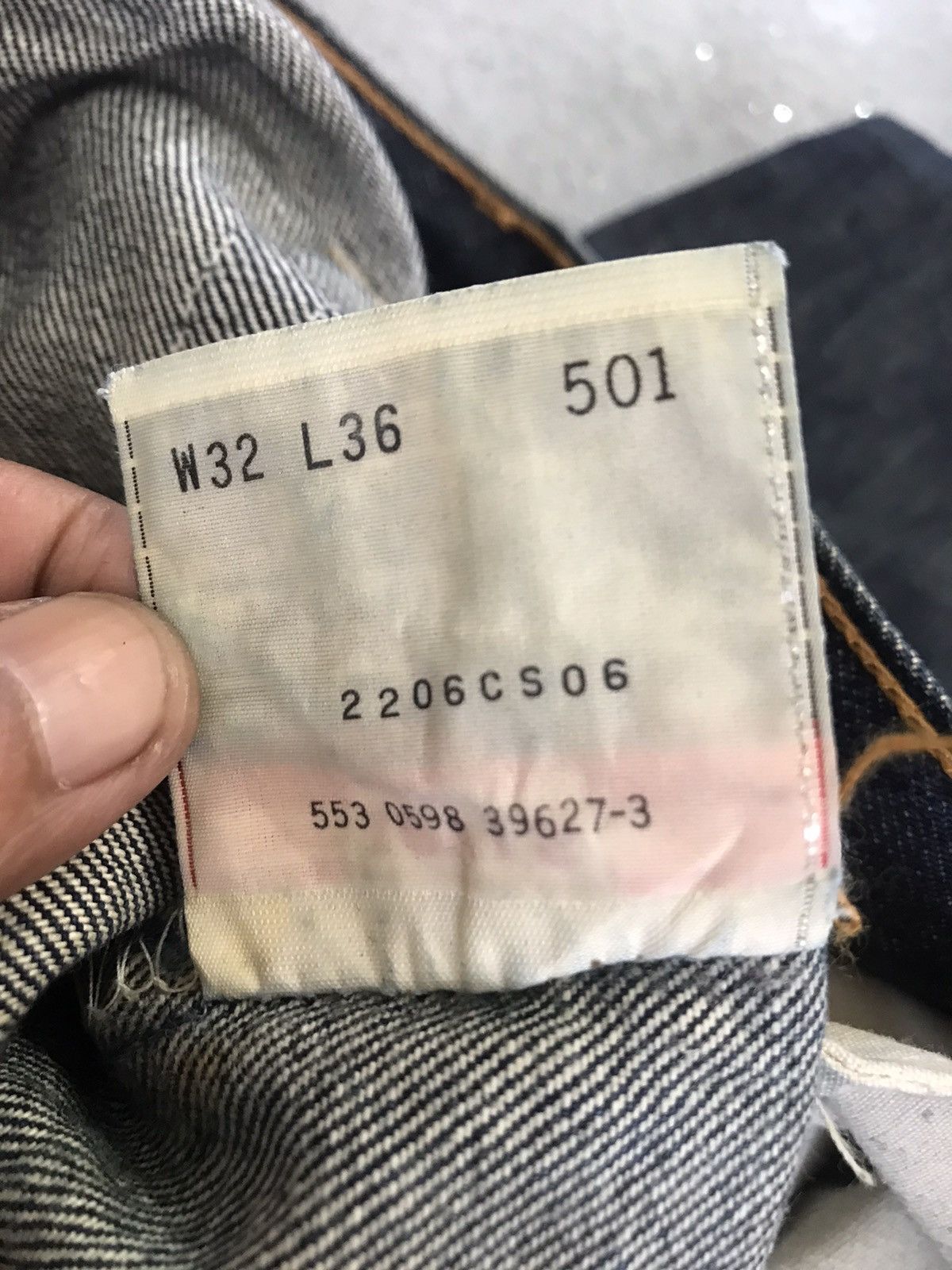 Japanese Brand × Levi's × Vintage Levis 501 button distressed Size US 30 / EU 46 - 13 Thumbnail