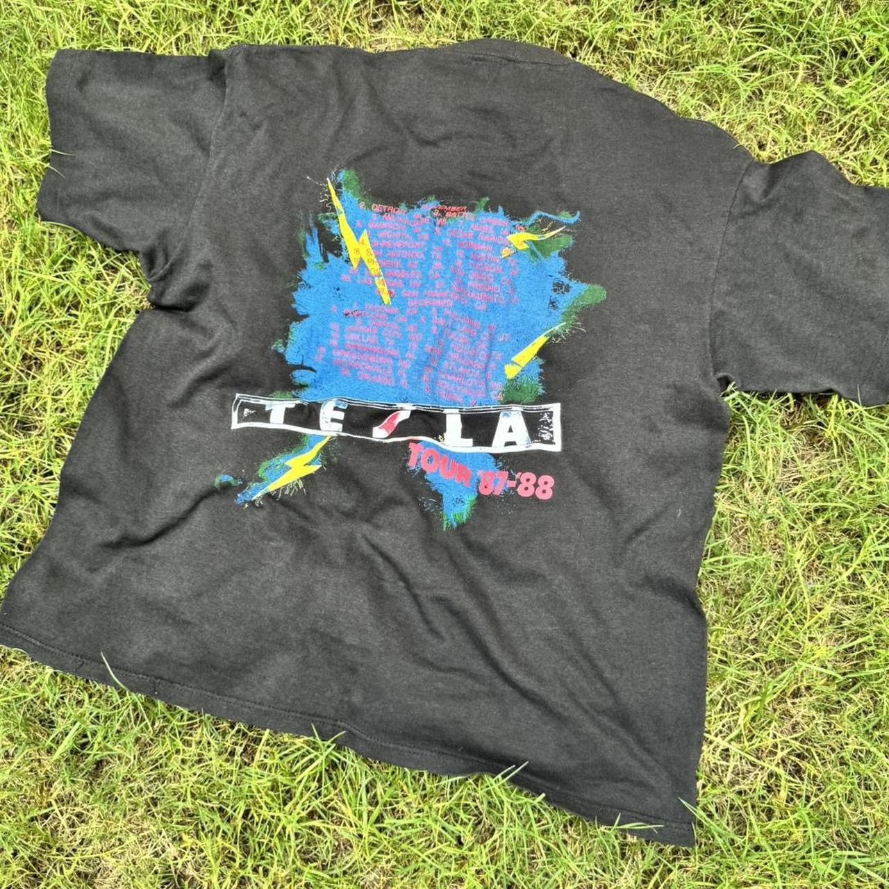 Vintage Vintage Tesla Tour Concert T Shirt 1987 Size US XL / EU 56 / 4 - 8 Thumbnail