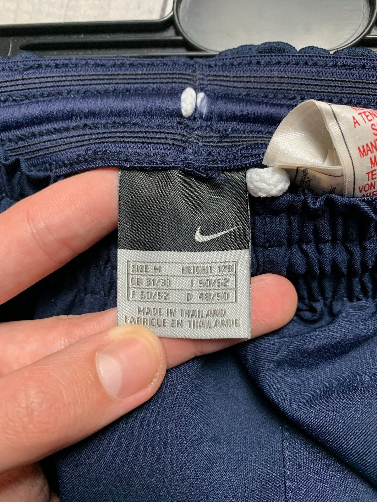 Nike × Vintage Vintage Nike total 90 shorts big logo size M Size US 32 / EU 48 - 4 Thumbnail