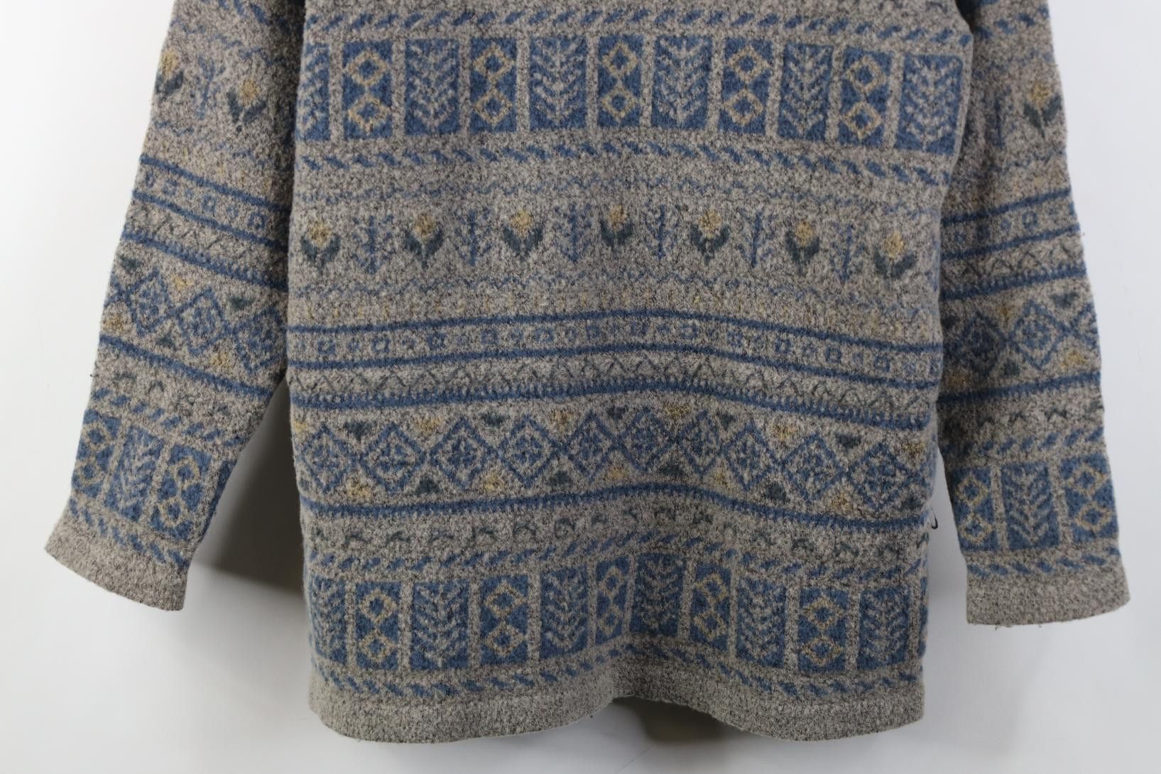 Express Vintage 90s Express Flower Fair Isle Knit V-Neck Sweater Size S / US 4 / IT 40 - 3 Thumbnail