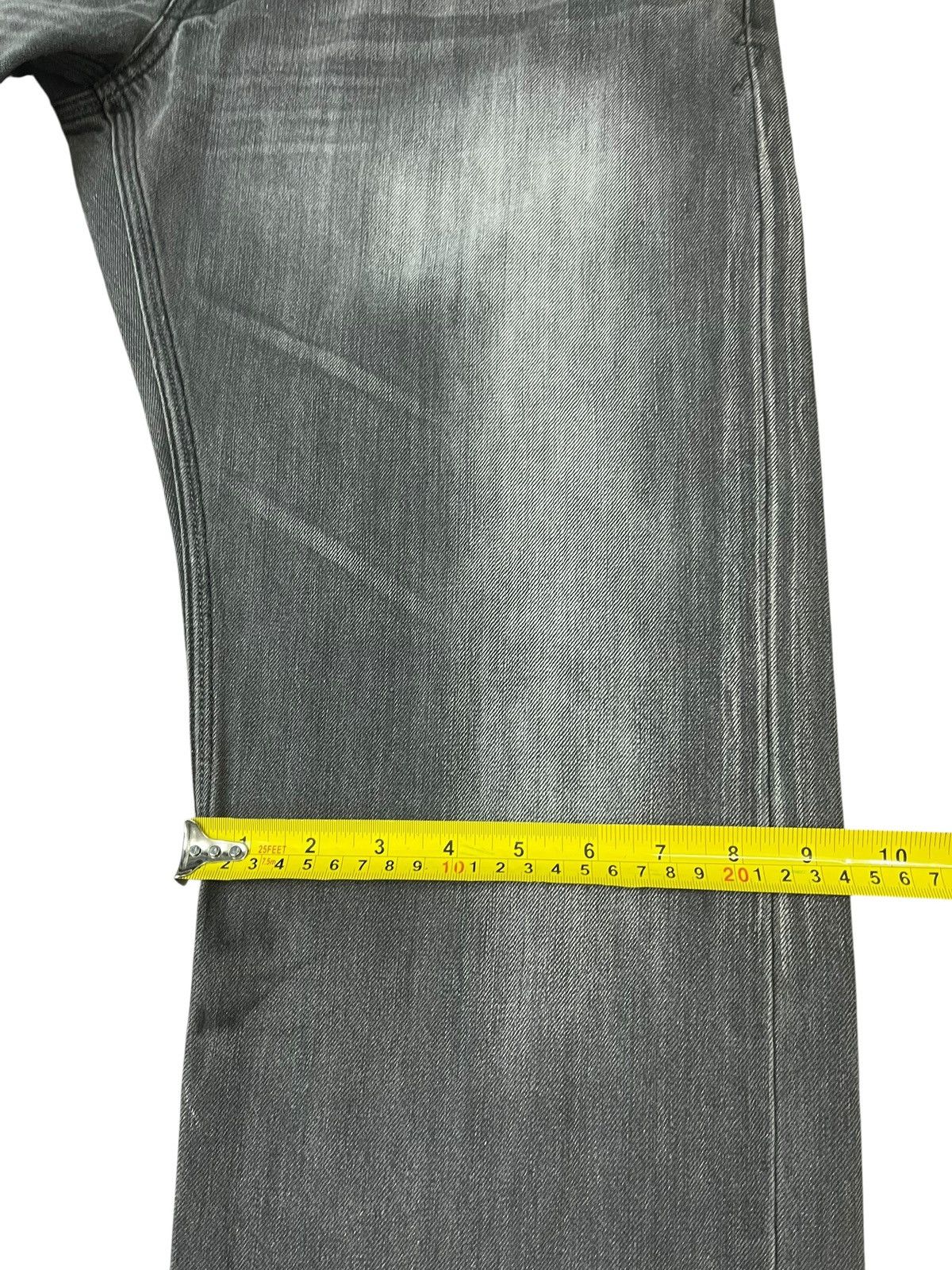 Levi's Vintage Levi’s 514 Slim Straight Jeans Streetwear Size US 34 / EU 50 - 13 Thumbnail